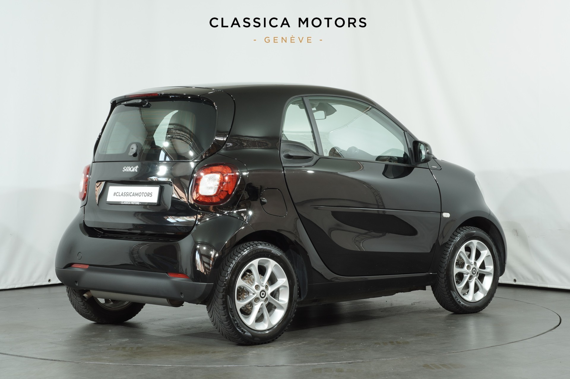 SMART fortwo passion twinmatic-showroom-element-3