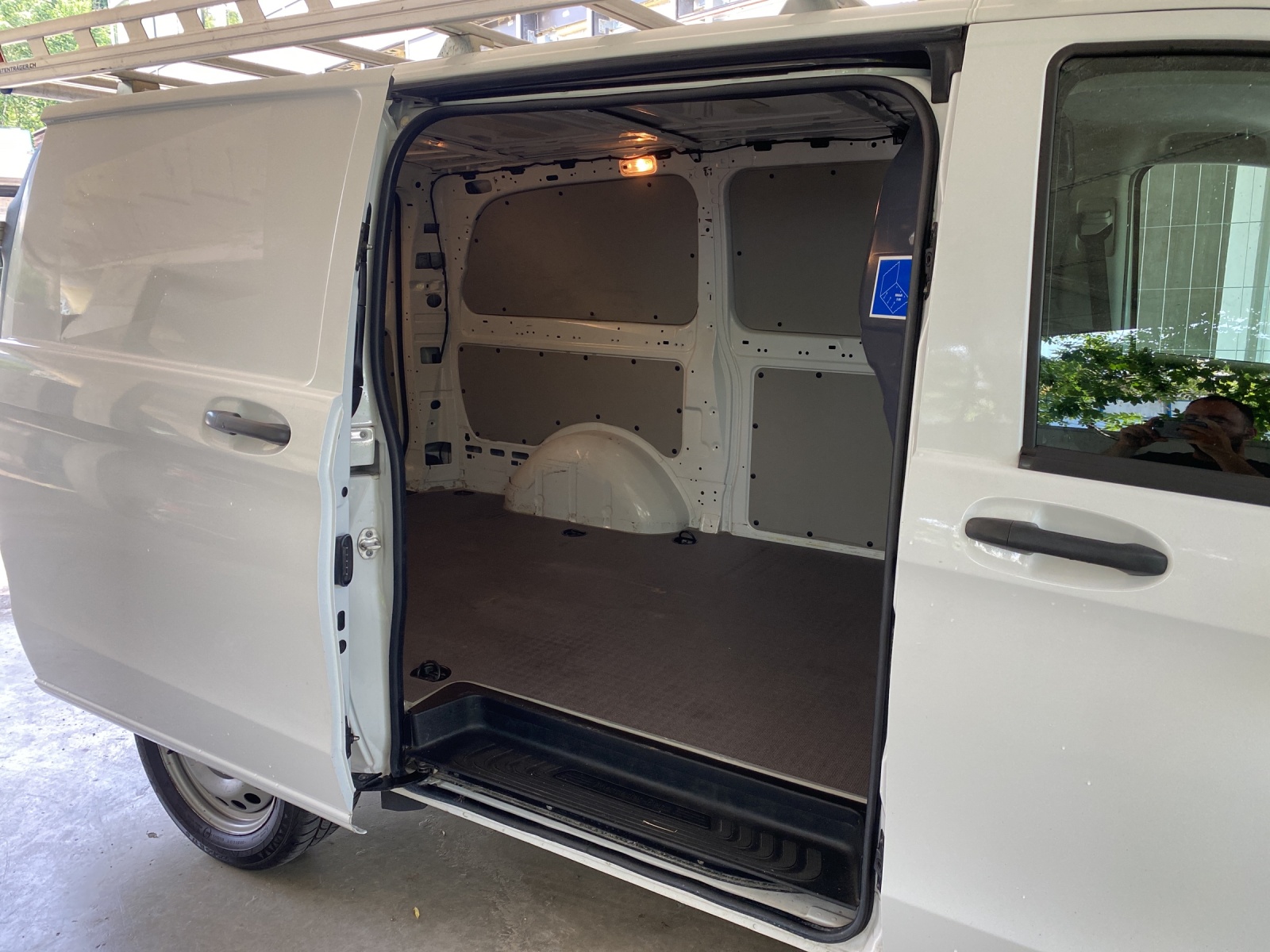 MERCEDES-BENZ Vito 119 BlueTEC L 4Matic 7G-Tronic Euro 6-image-15