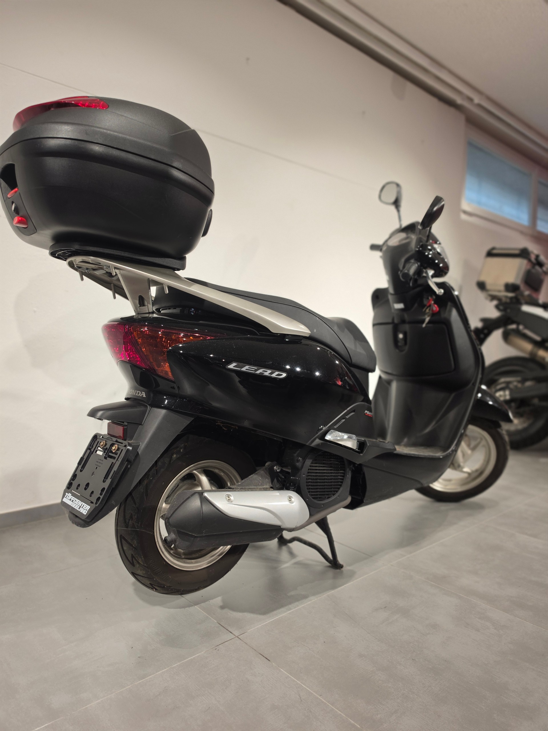 HONDA Lead 110-image-2