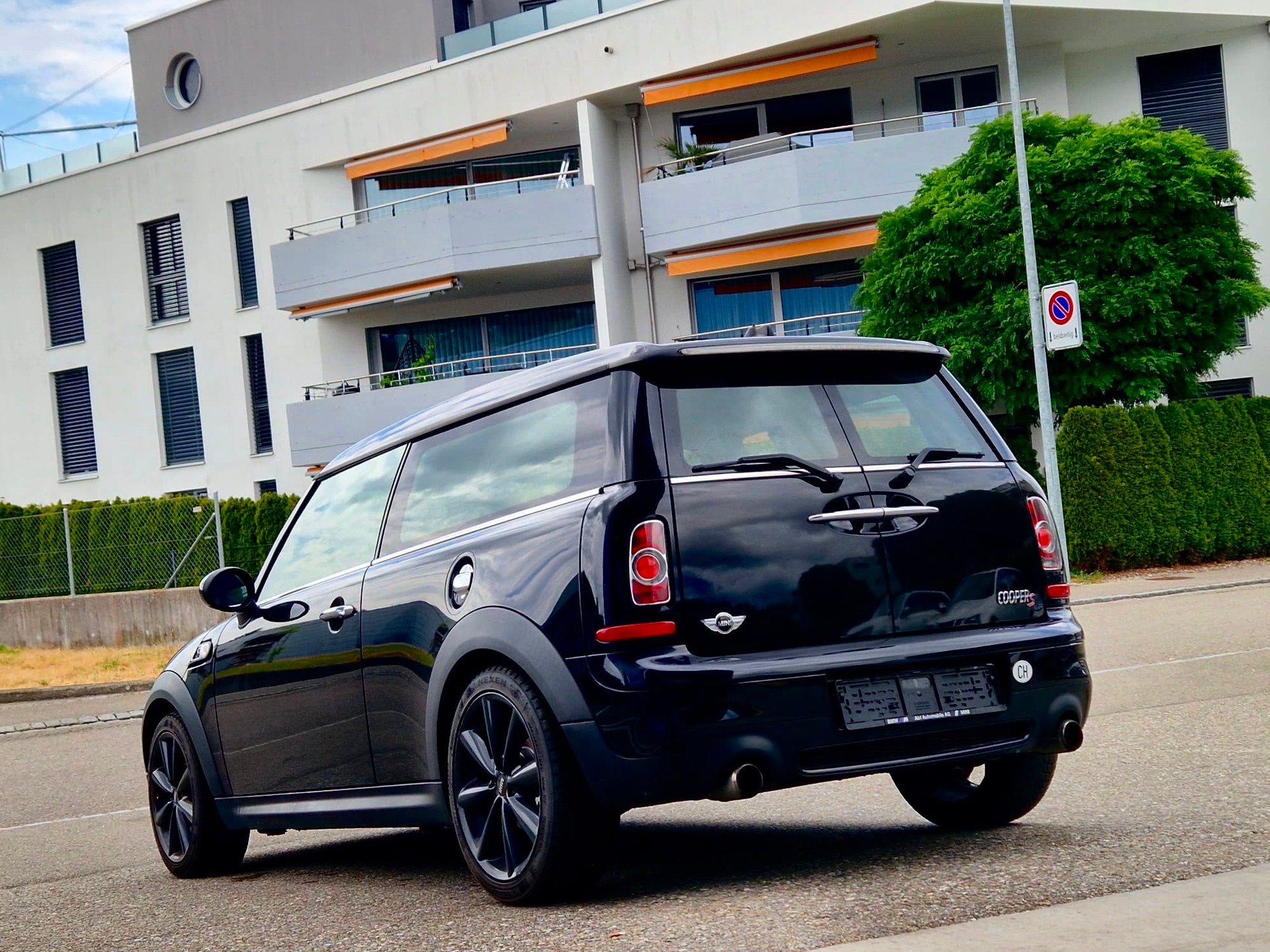 MINI Clubman Cooper S-showroom-element-2