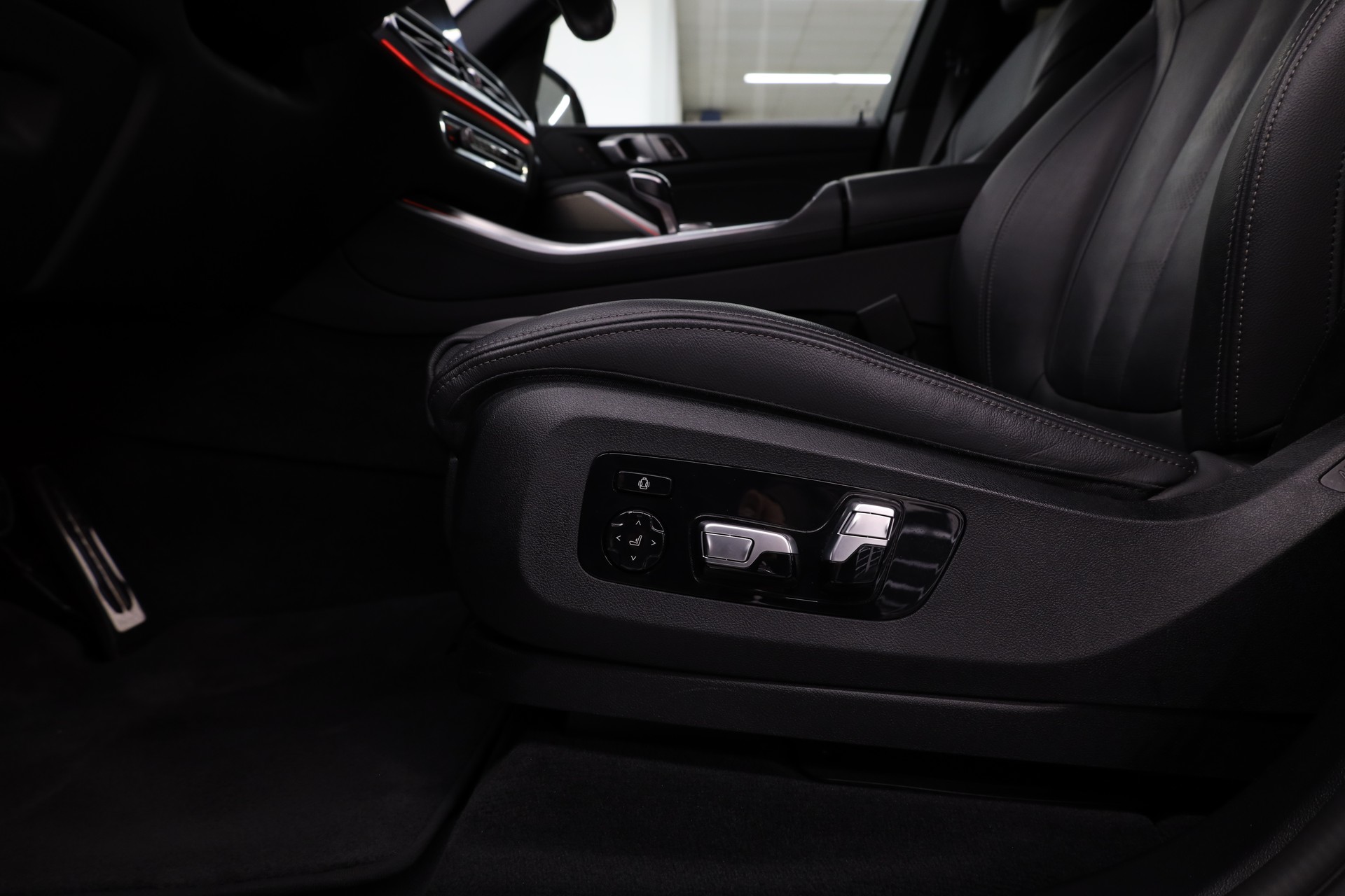 BMW X5 40d M-Sport xDrive SAG-image-21