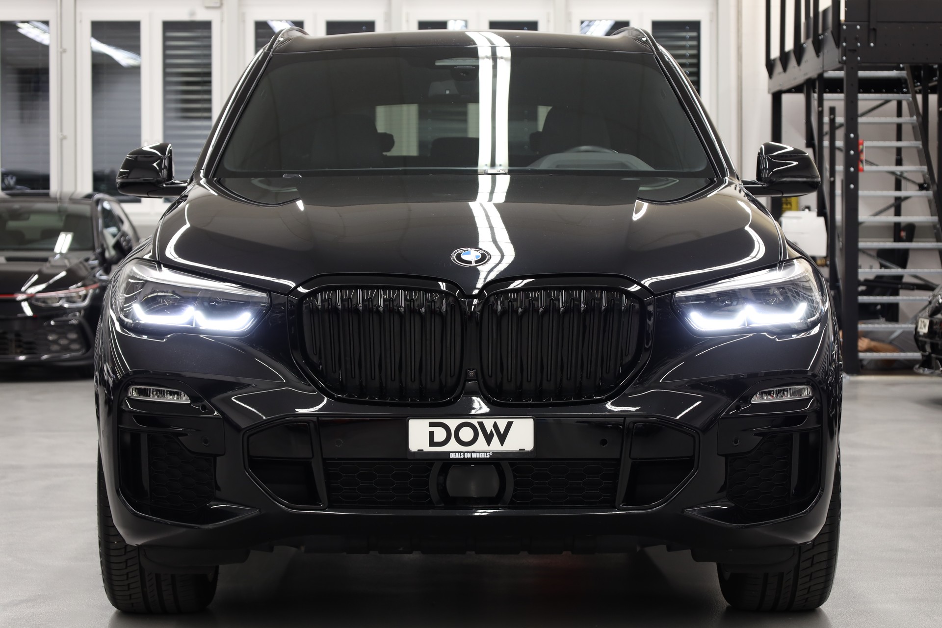 BMW X5 40d M-Sport xDrive SAG-showroom-element-3