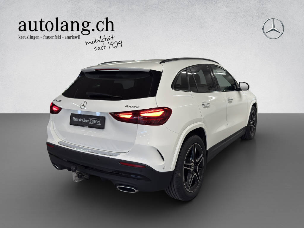 MERCEDES-BENZ GLA 220 AMG Line 4Matic-showroom-element-3