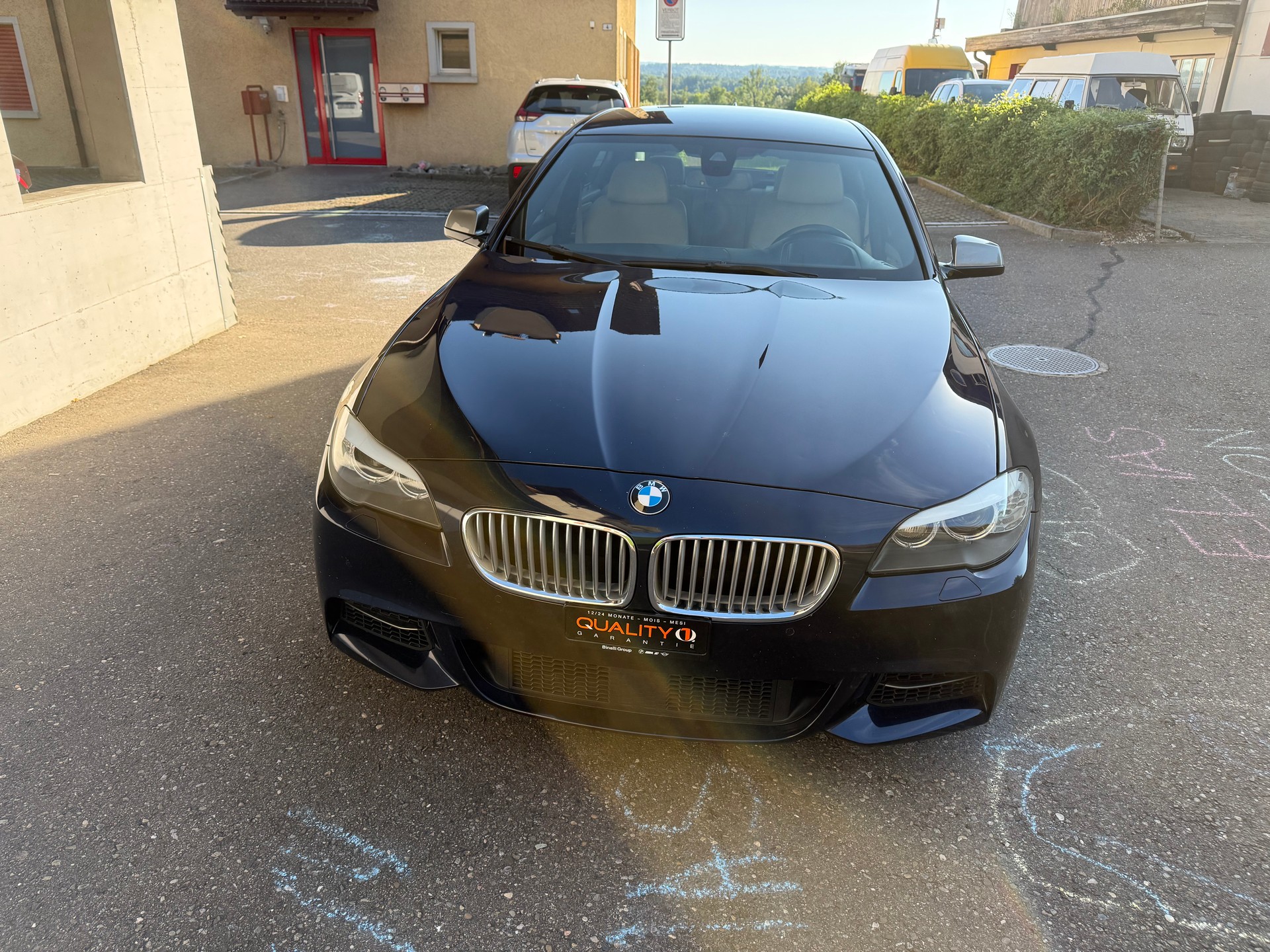 BMW M550d xDrive Steptronic-showroom-element-1