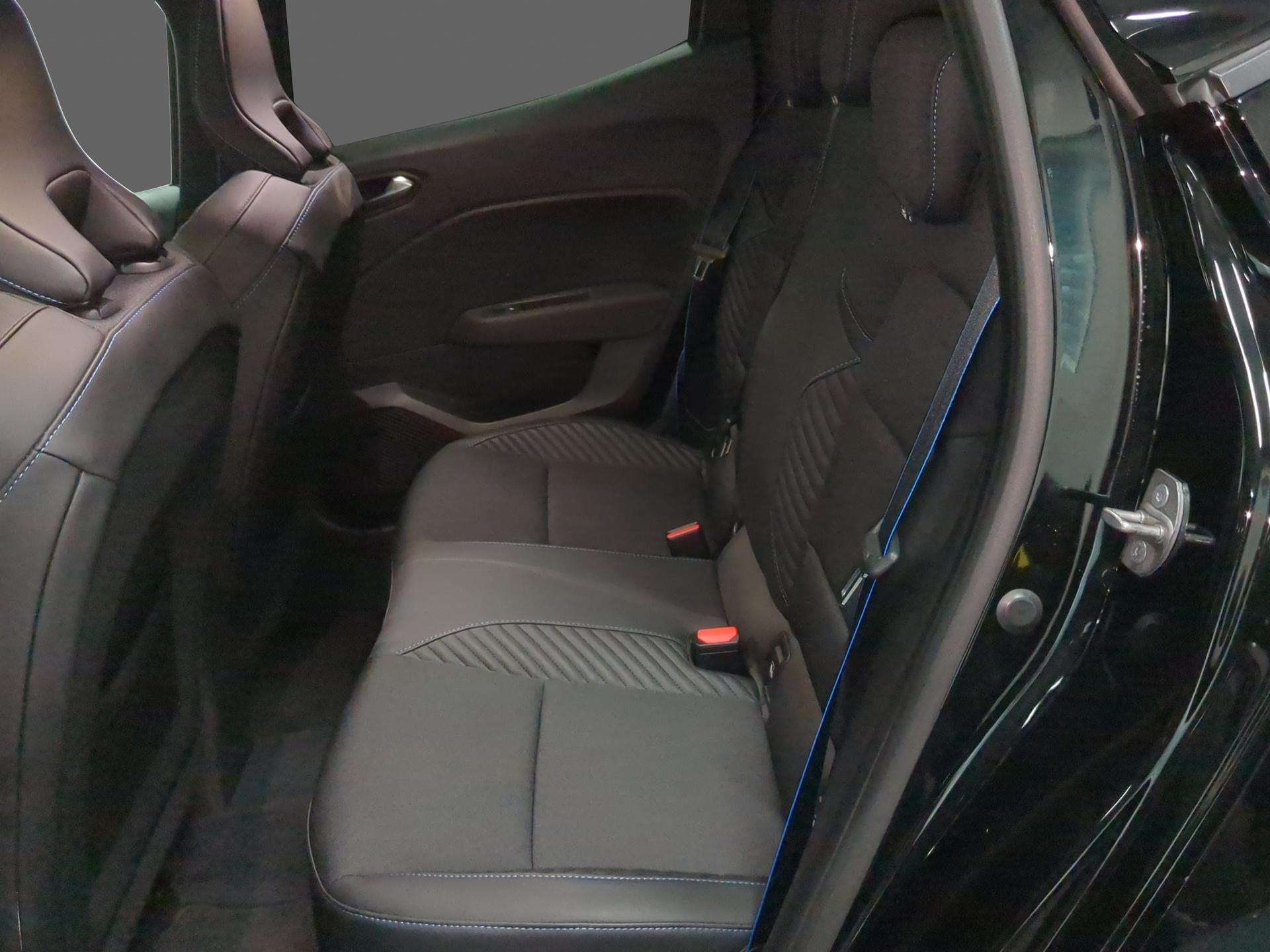 RENAULT Clio 1.6 E-Tech Esprit Alpine-image-13