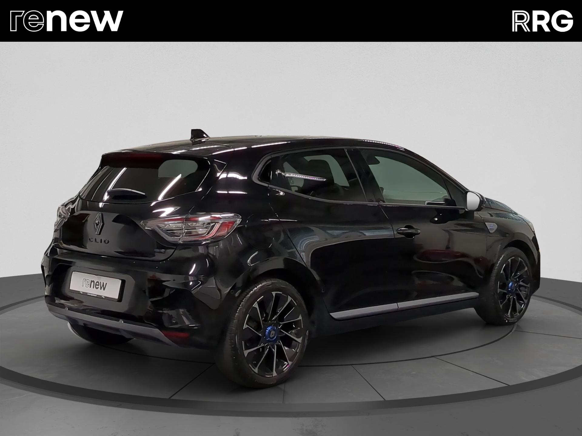 RENAULT Clio 1.6 E-Tech Esprit Alpine-showroom-element-2