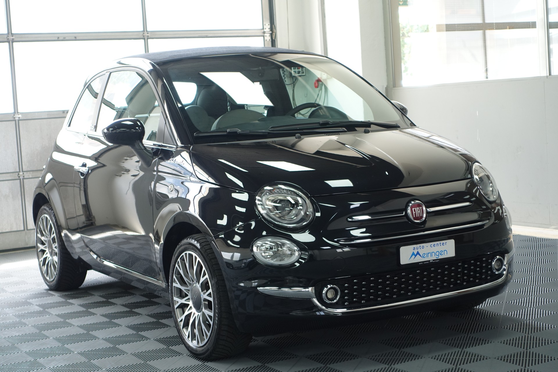 FIAT 500 1.0 Hybrid Dolcevita-showroom-element-1