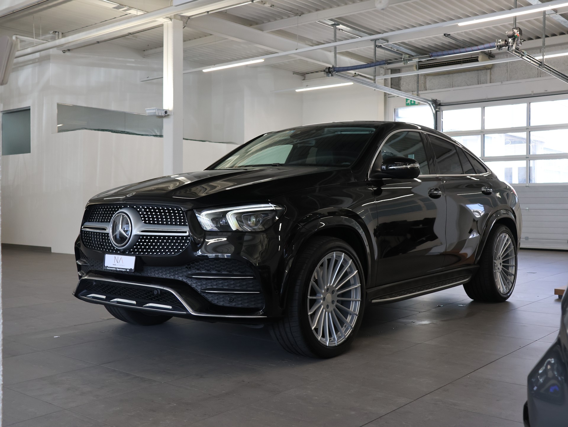 MERCEDES-BENZ GLE Coupé 400 d 4Matic 9G-Tronic *Burmester* *Panoramadach* *360 Kamera*-showroom-element-3