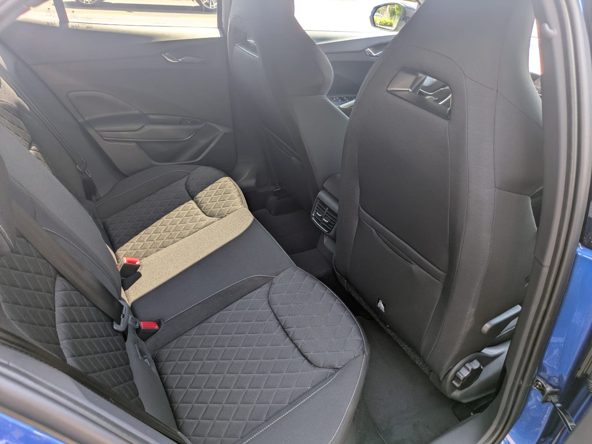 SKODA Fabia 1.0 TSI Monte Carlo DSG-image-10