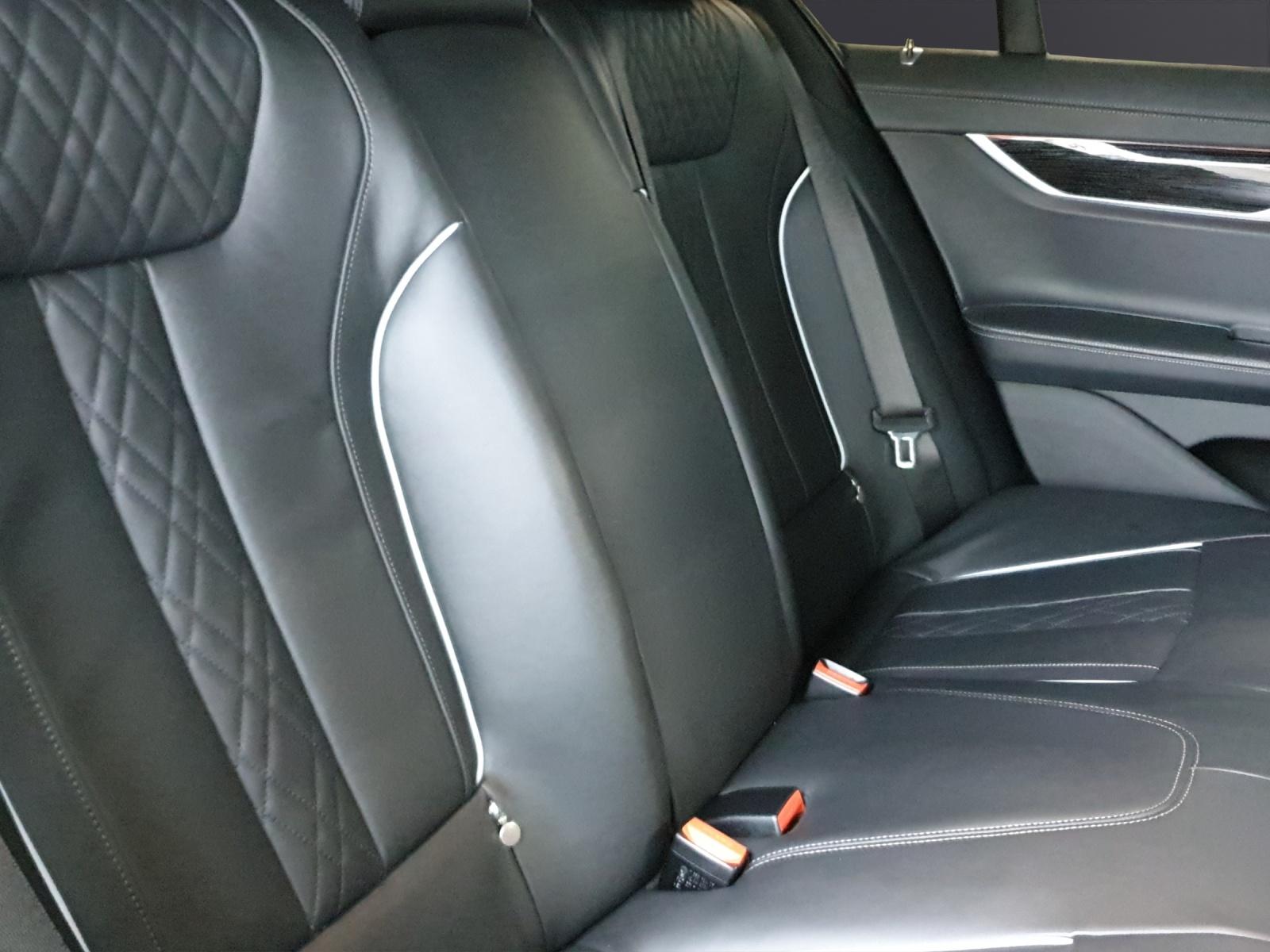 BMW 730d M SPORTPAKET-image-13