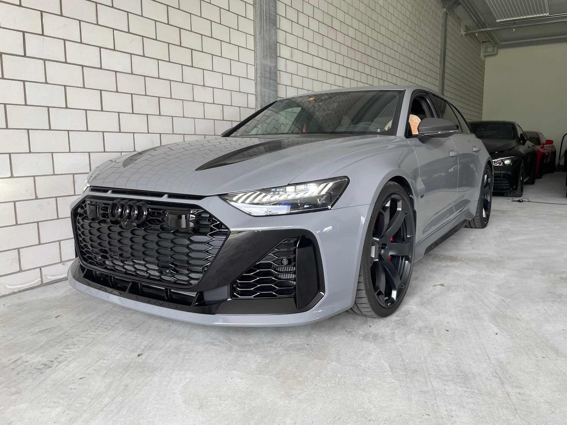 AUDI RS6 GT Avant 4.0 TFSI V8 Performance quattro Sondermodell "1 of 660"-showroom-element-1