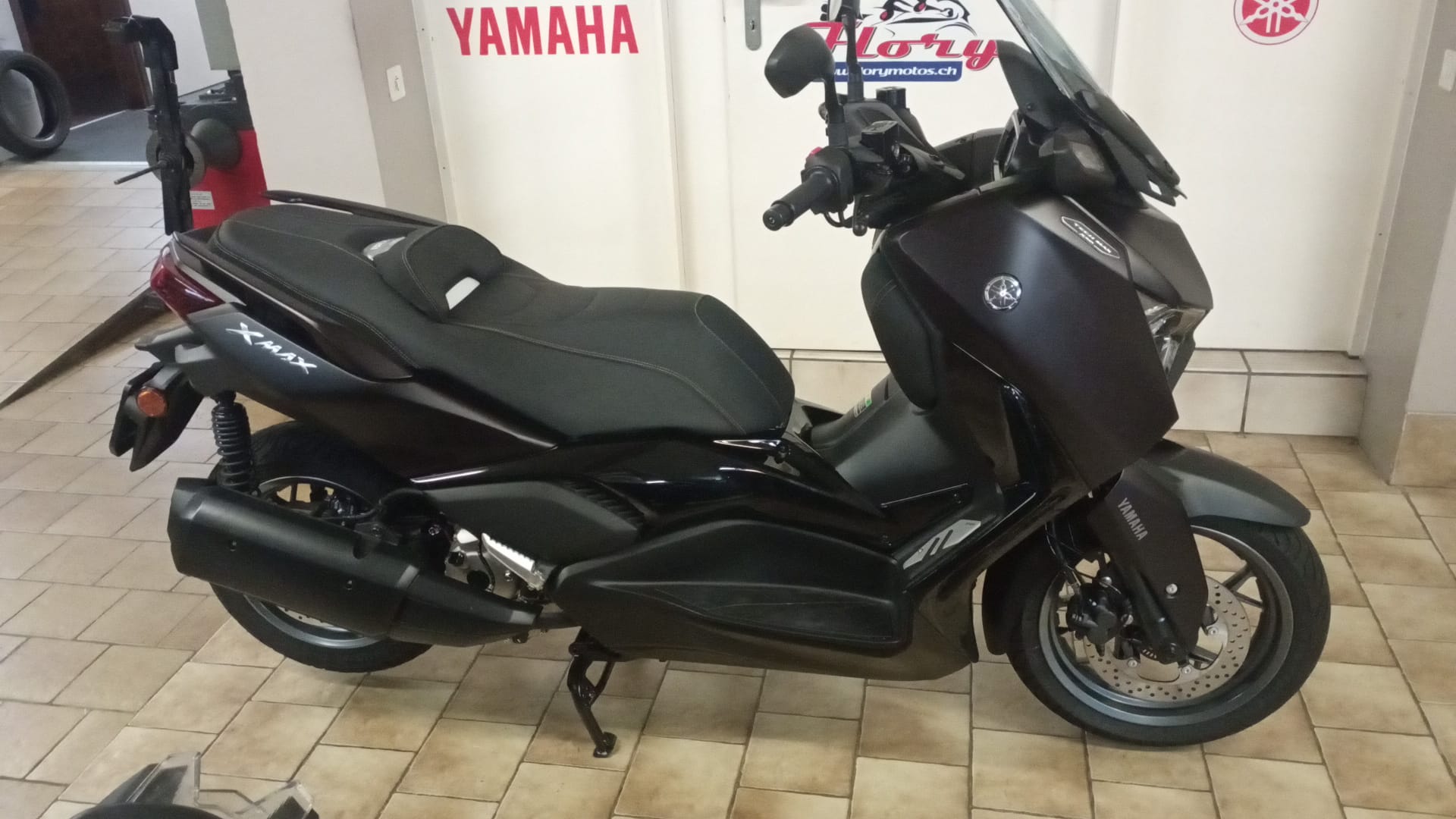 YAMAHA X-Max 300 Tech Max-image-5
