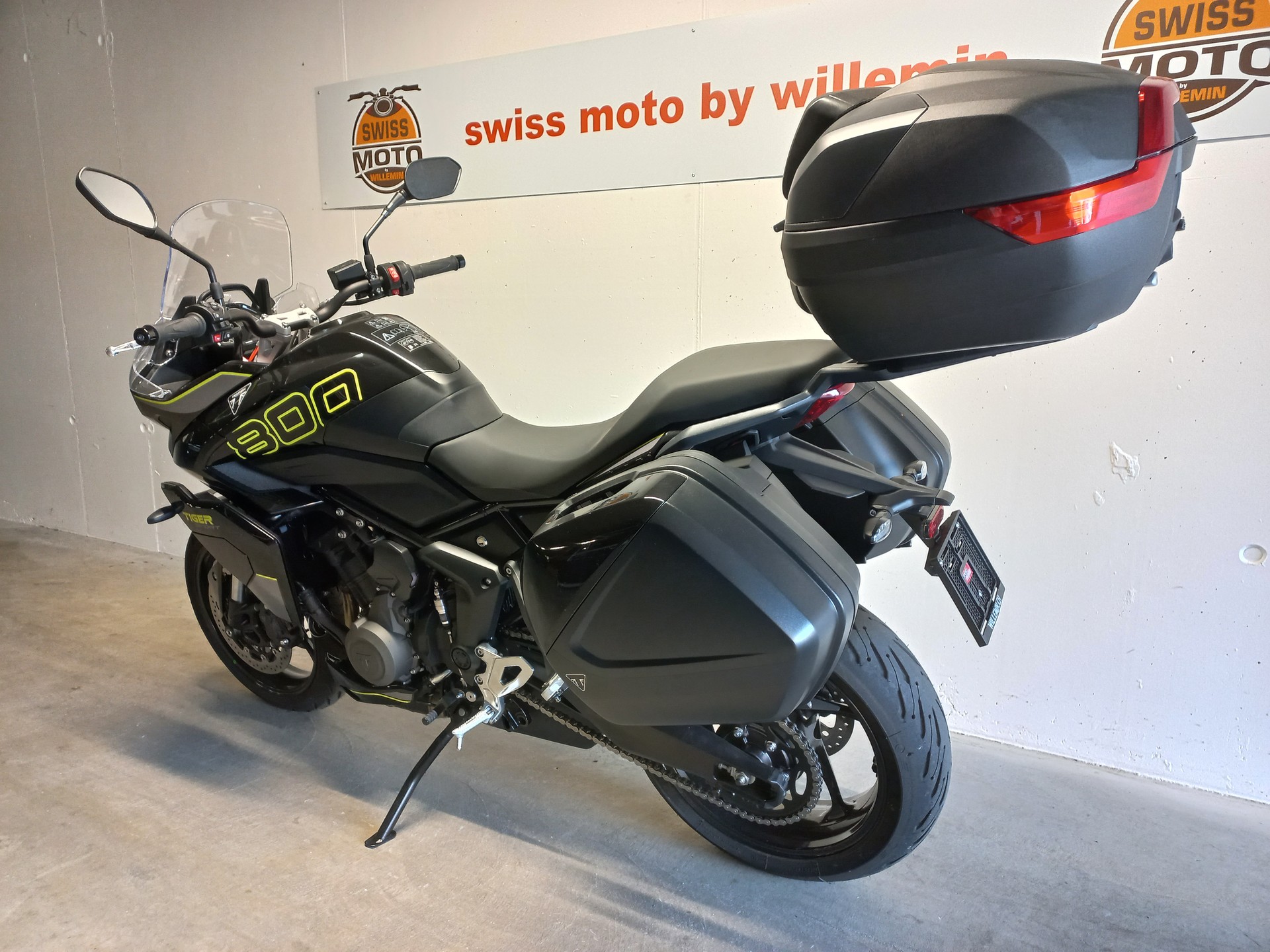 TRIUMPH Tiger Sport 800 tour-showroom-element-2