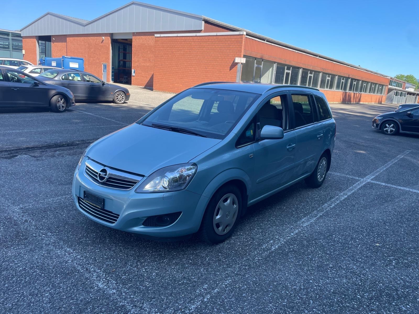 OPEL Zafira 1.8i 16V Cosmo