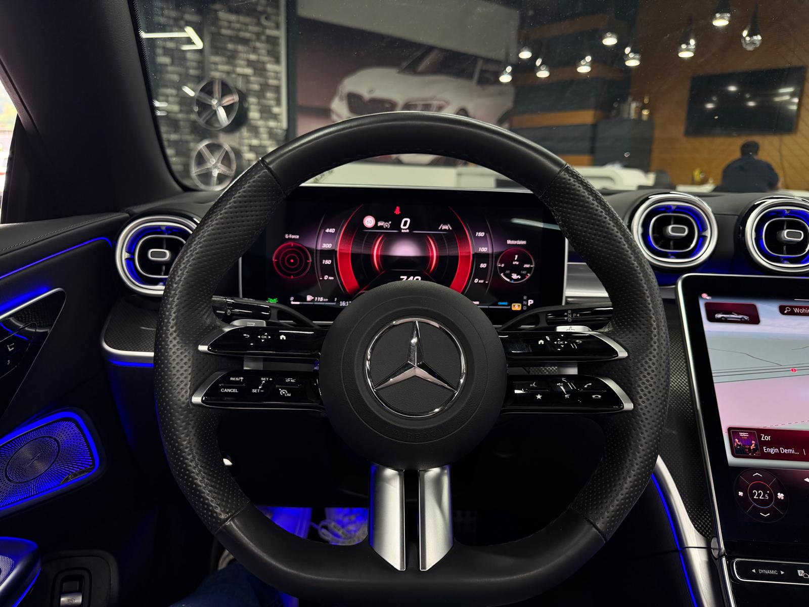 MERCEDES-BENZ CLE 220d All Balck Performance Cabrio 4Matic 9G-Tronic 5Jahre Werksgarantie & Gratisservice-image-10