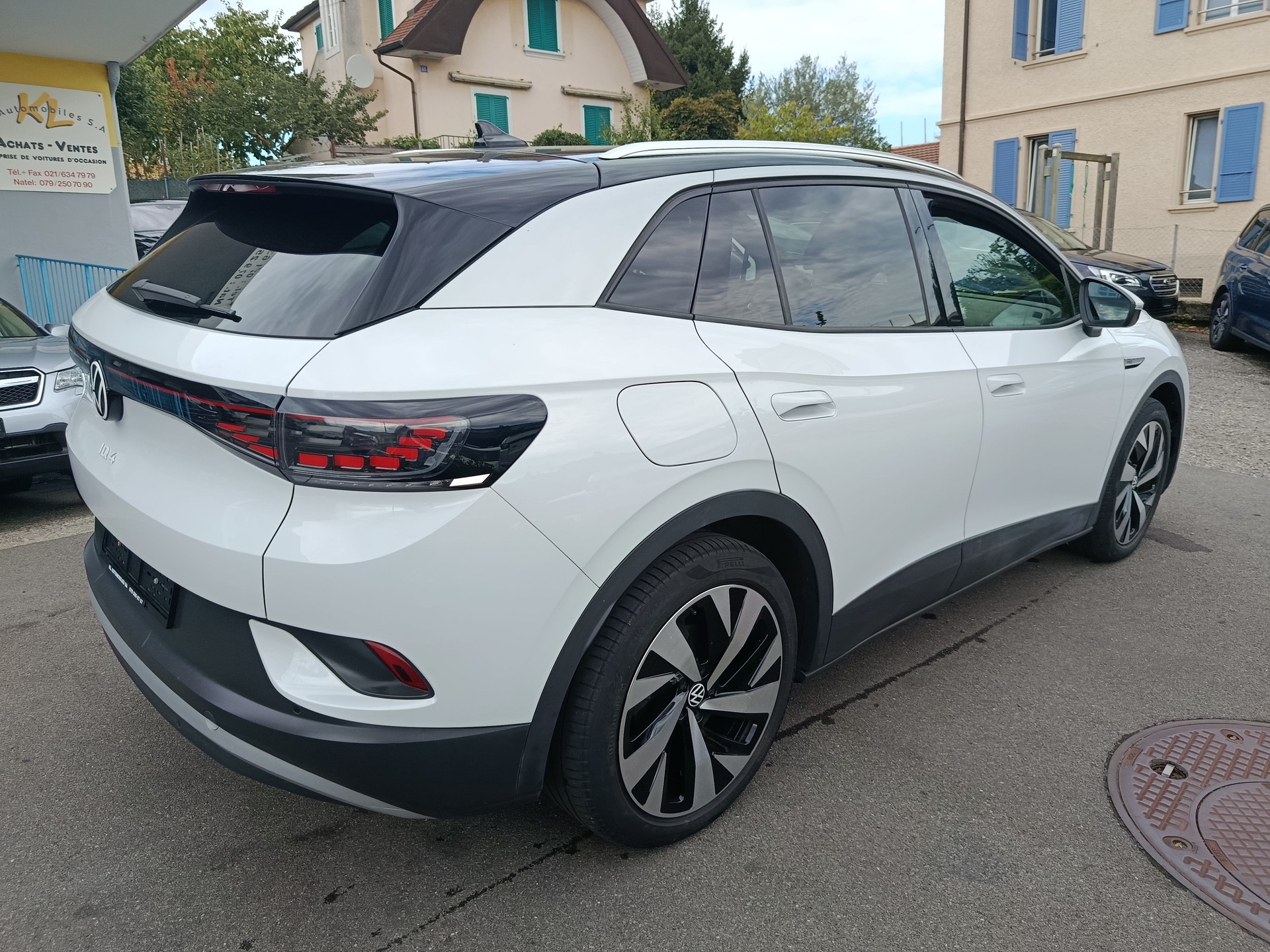 VW ID.4 Pro Performance 77 kWh-showroom-element-1