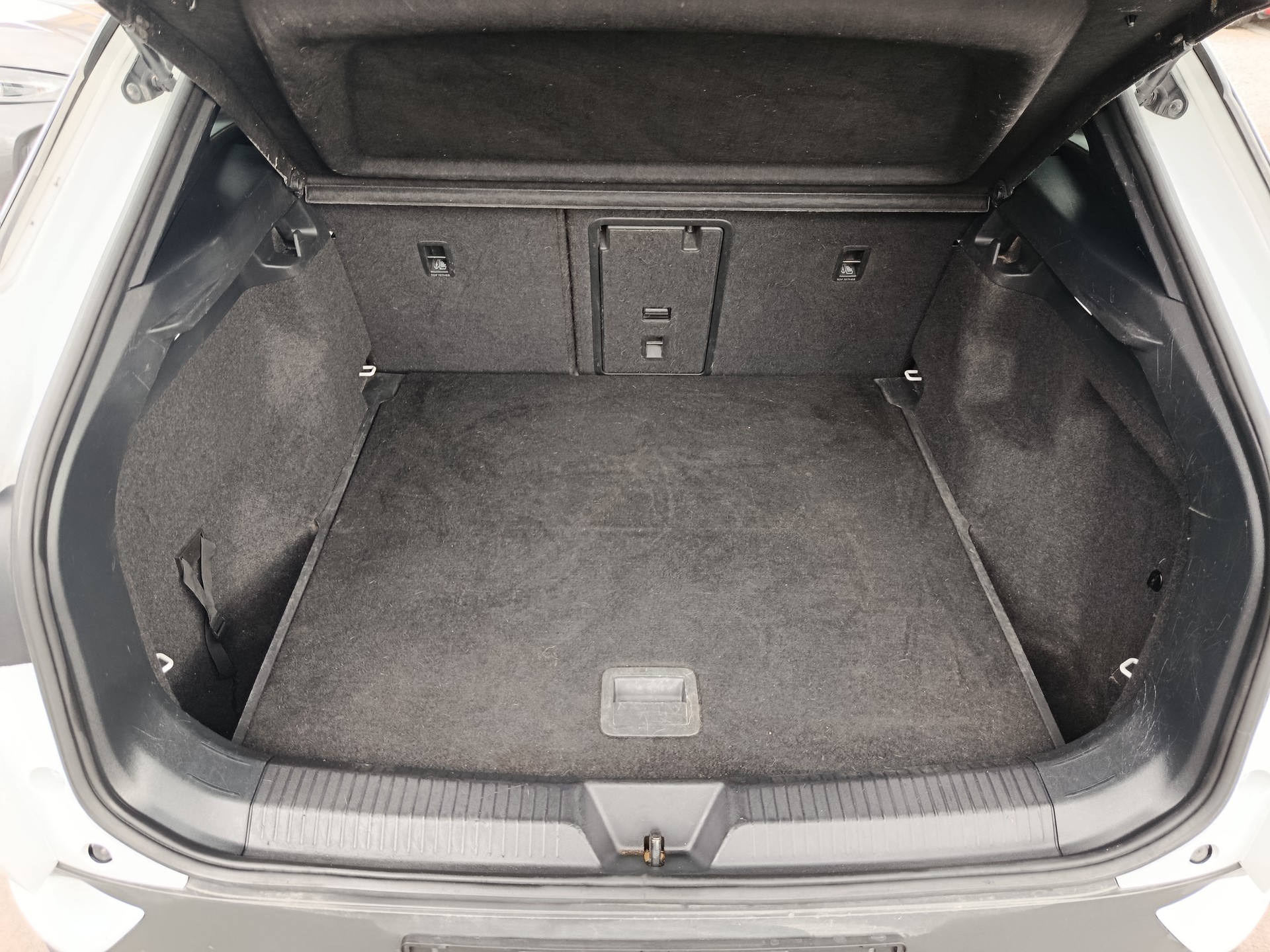 VW ID.4 Pro Performance 77 kWh-image-9