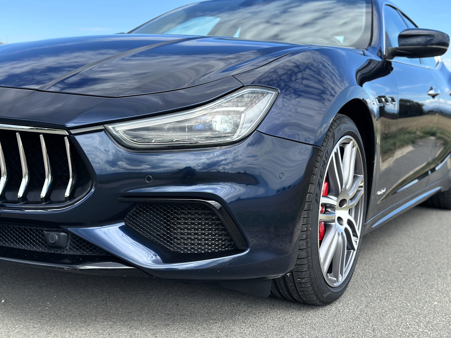 MASERATI Ghibli S Q4 3.0 V6 GranSport-showroom-element-1