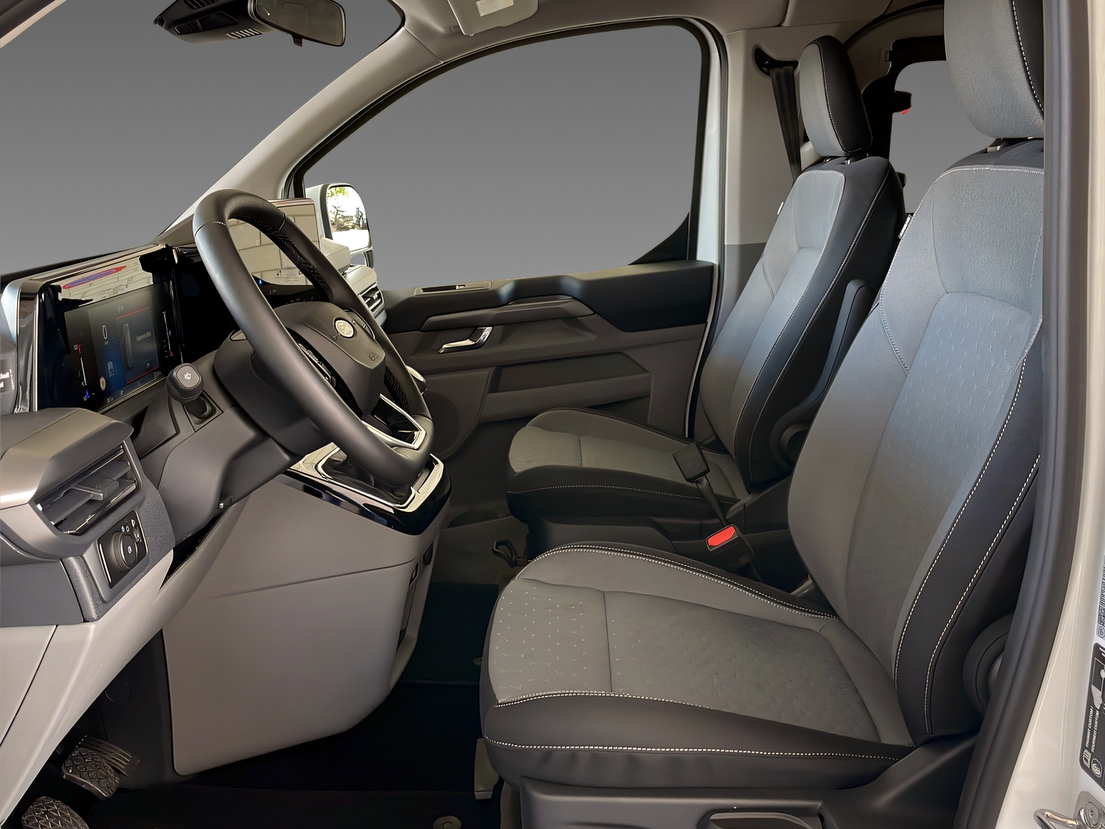 FORD Transit C Nugget 320 L1 2.0 EcoBlue 150 Titanium-image-5