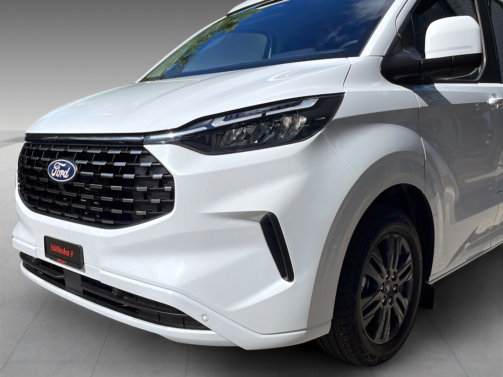 FORD Transit C Nugget 320 L1 2.0 EcoBlue 150 Titanium-image-15