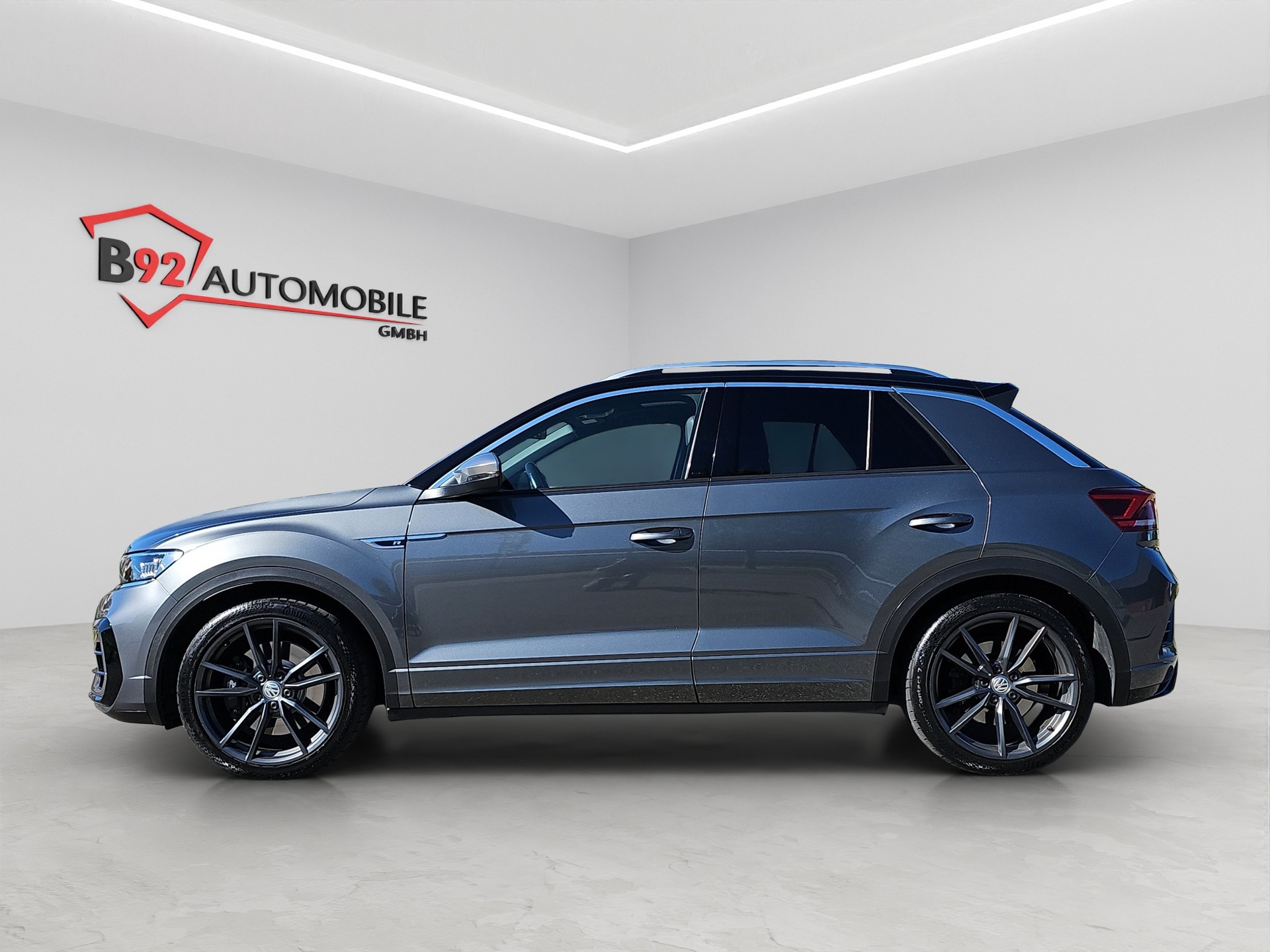 VW T-Roc 2.0 TSI R DSG 4Motion-showroom-element-1