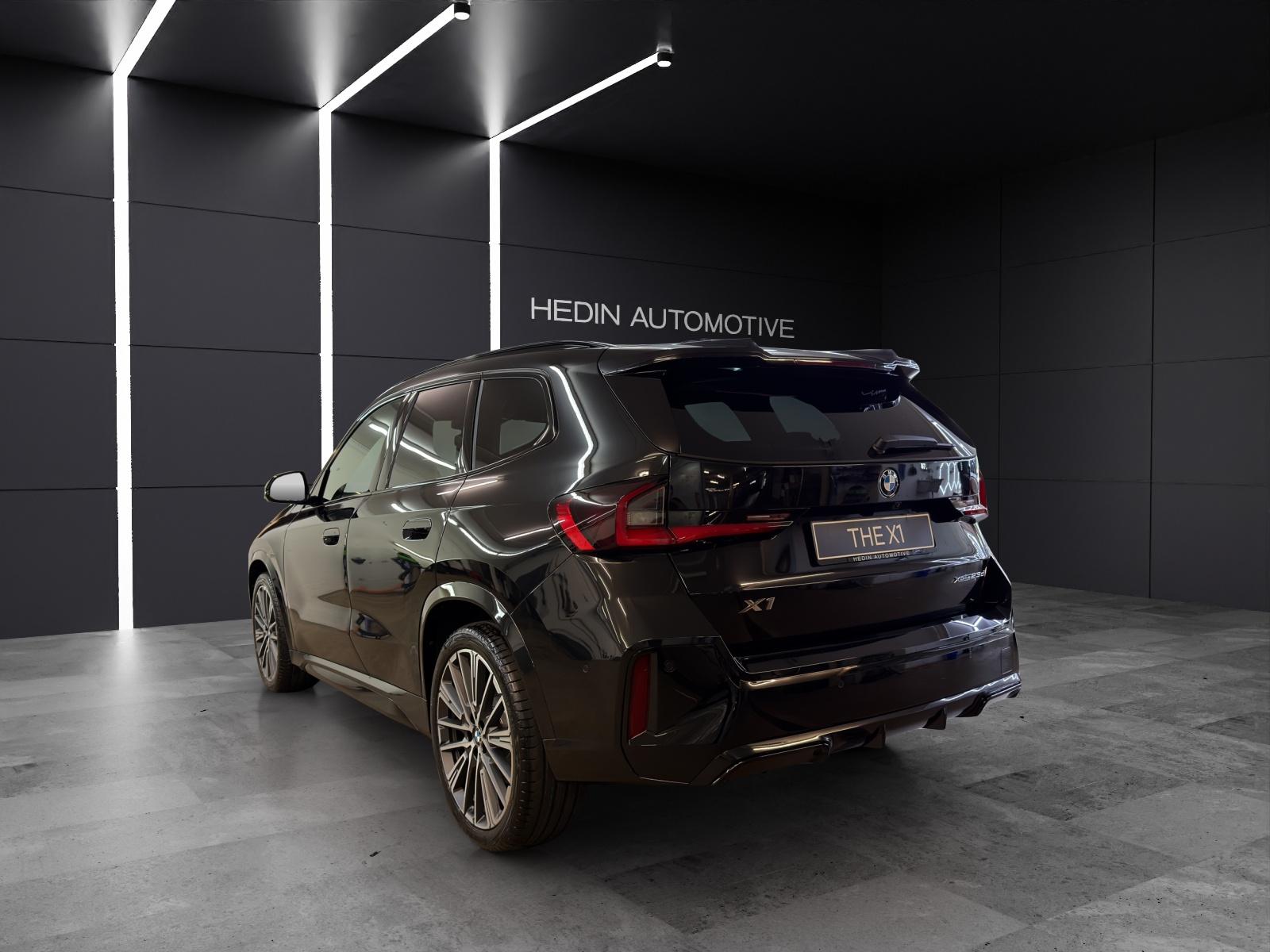 BMW X1 23d xDrive-showroom-element-2