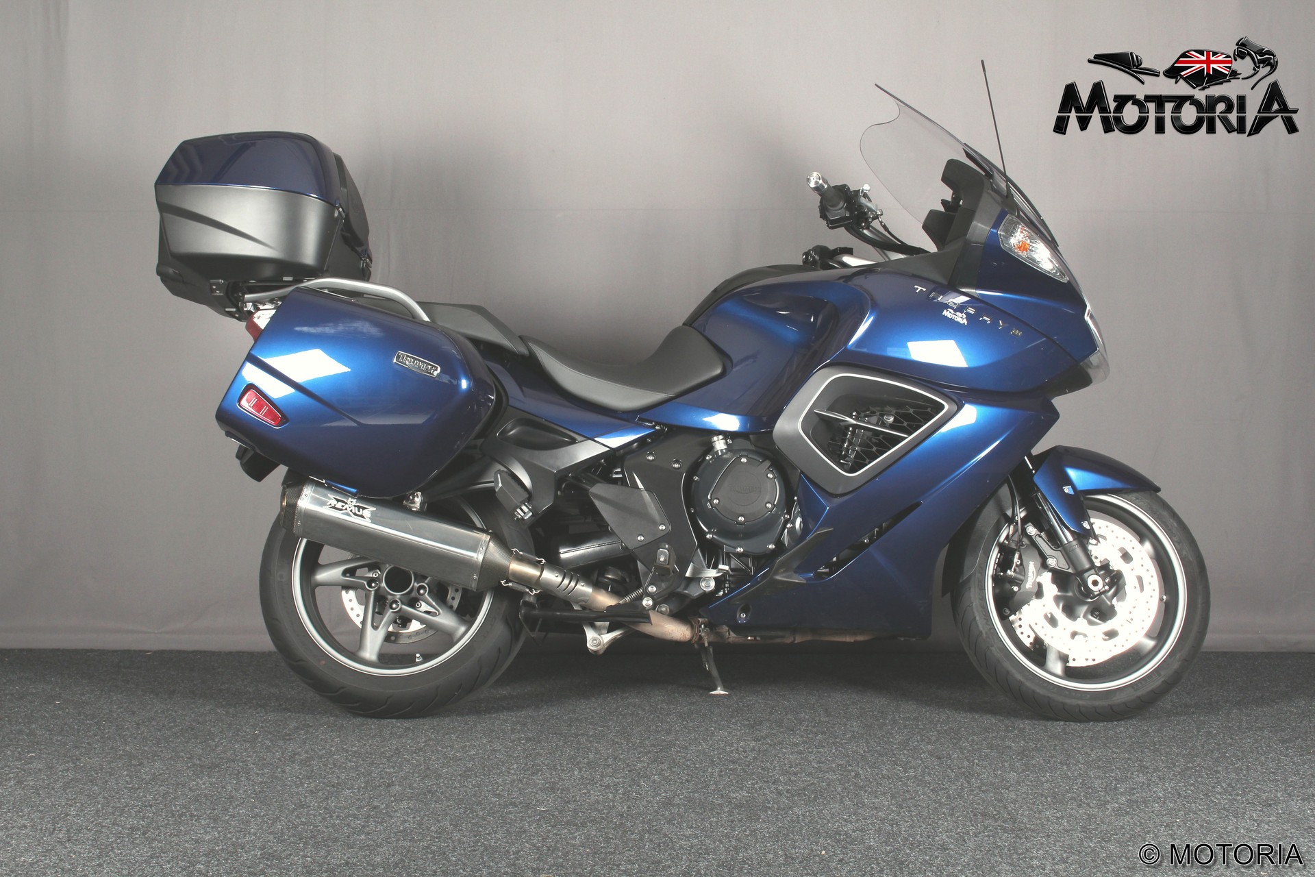 TRIUMPH Trophy 1200 SE ABS-image-1