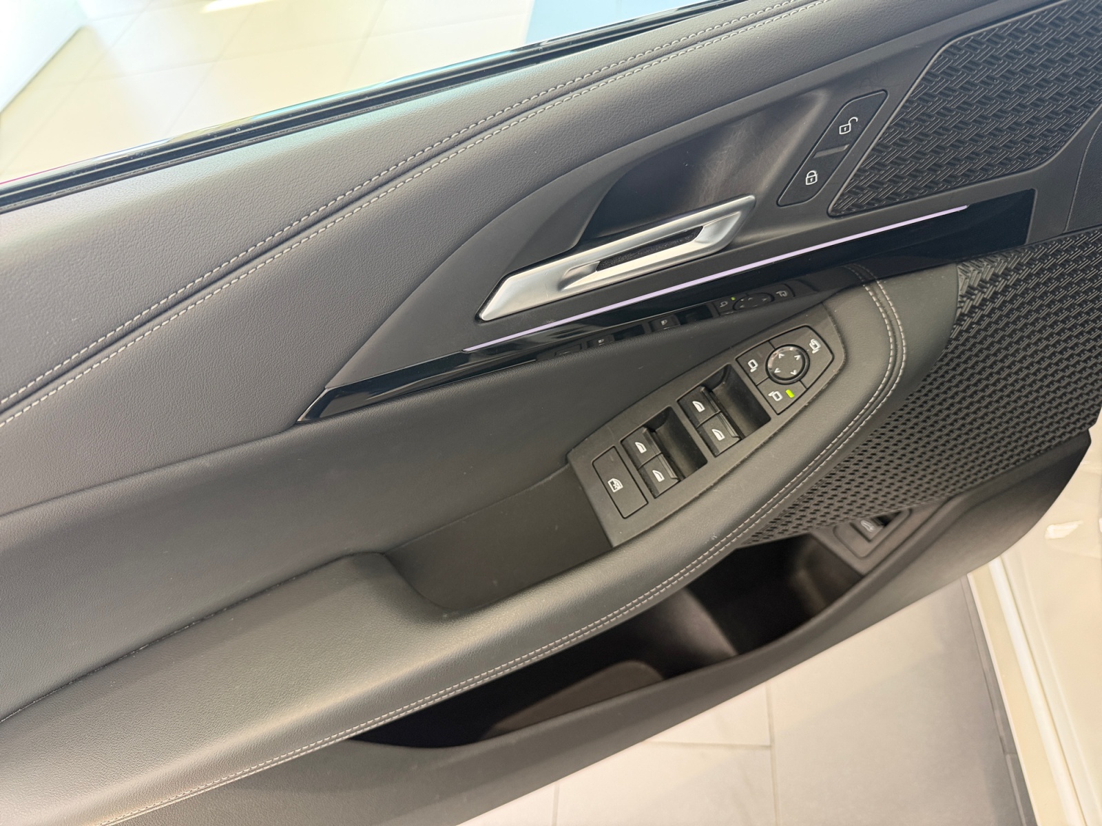 BMW 218d Active Tourer Luxury Line DKG-image-17