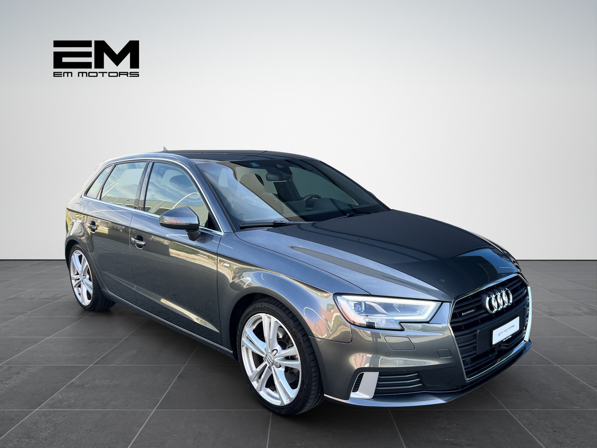 AUDI A3 Sportback S-Line 2.0 TFSI Sport Quattro S-tronic-image-7