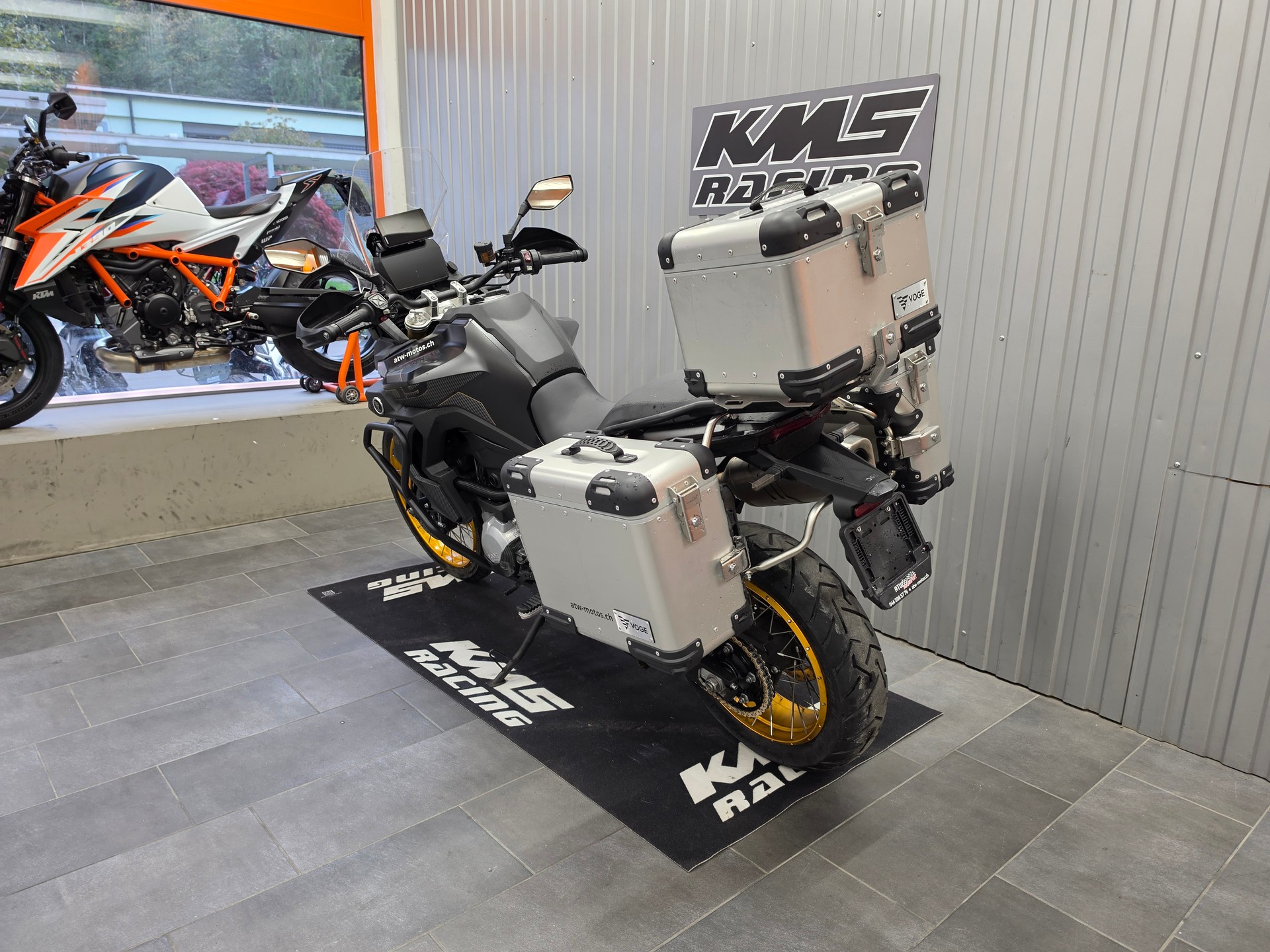VOGE DS 900 X Balck Knight-image-3