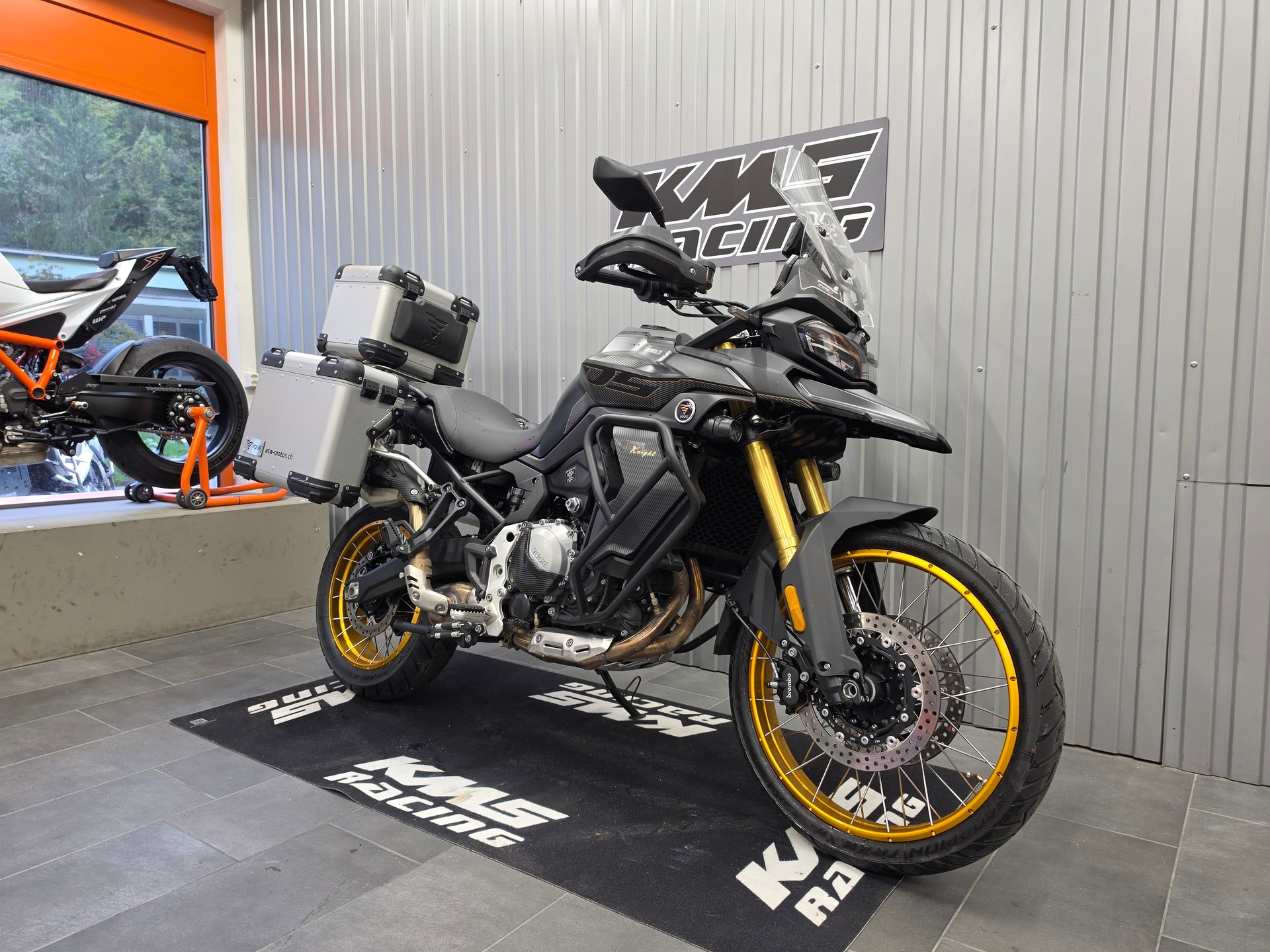 VOGE DS 900 X Balck Knight-image-4