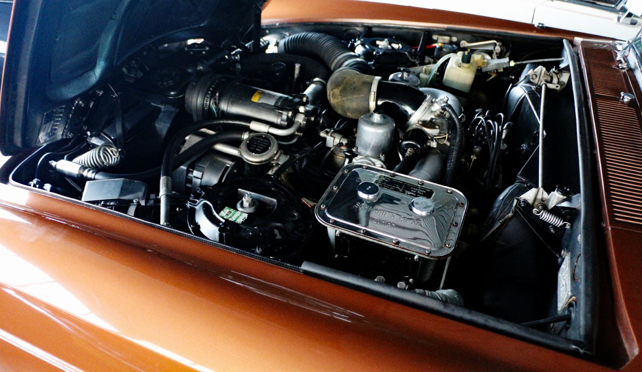 ROLLS-ROYCE CORNICHE Coupé-image-16