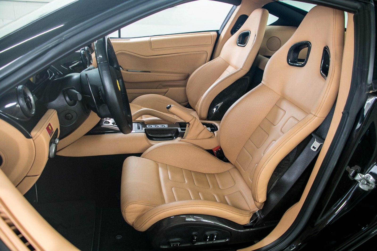 FERRARI 599 GTB-image-6