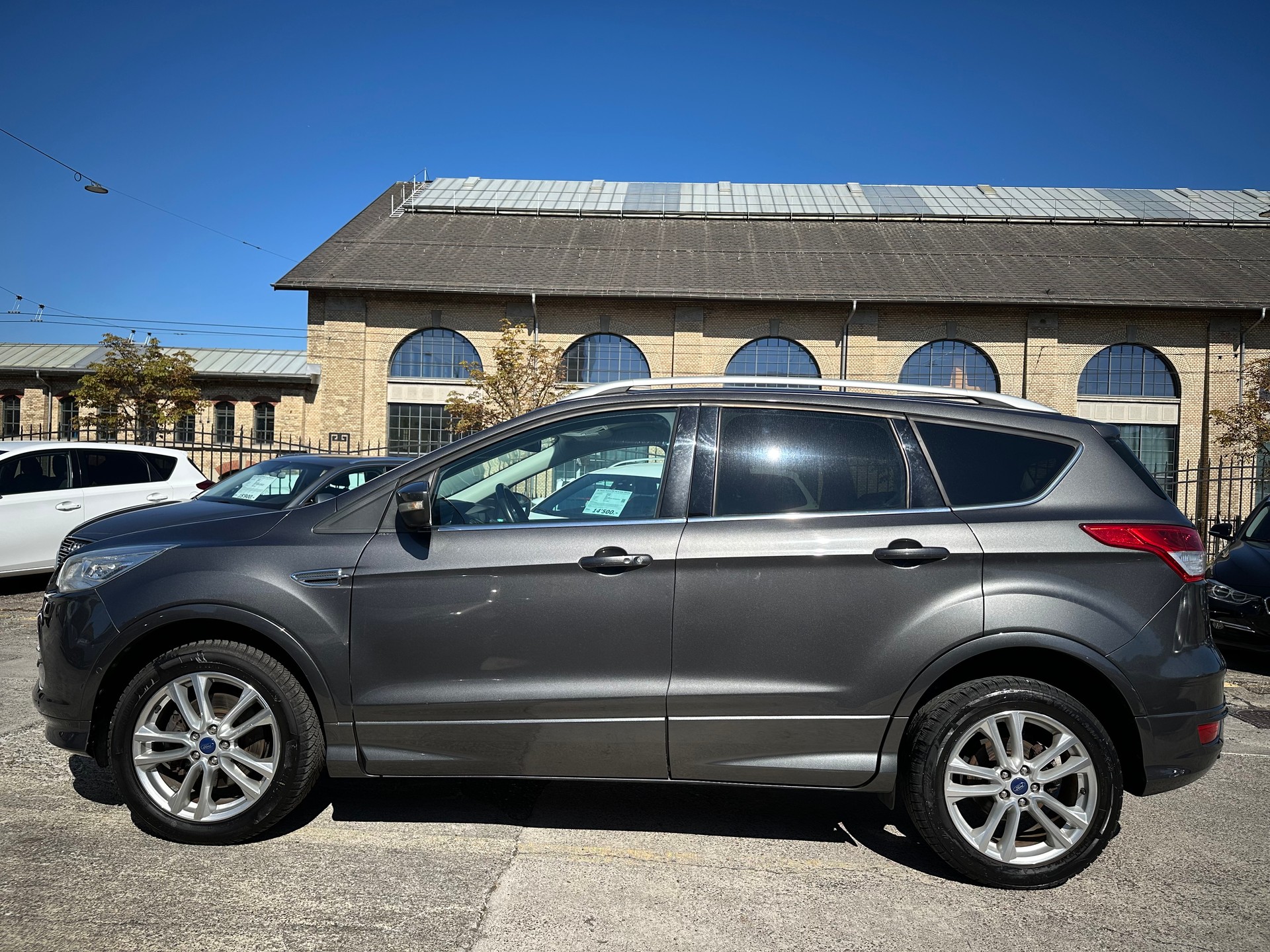 FORD Kuga 2.0 TDCi Titanium S 4WD PowerShift-showroom-element-3