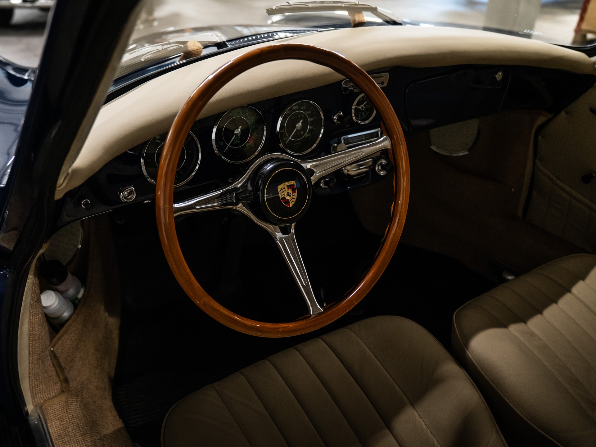 PORSCHE C-image-7