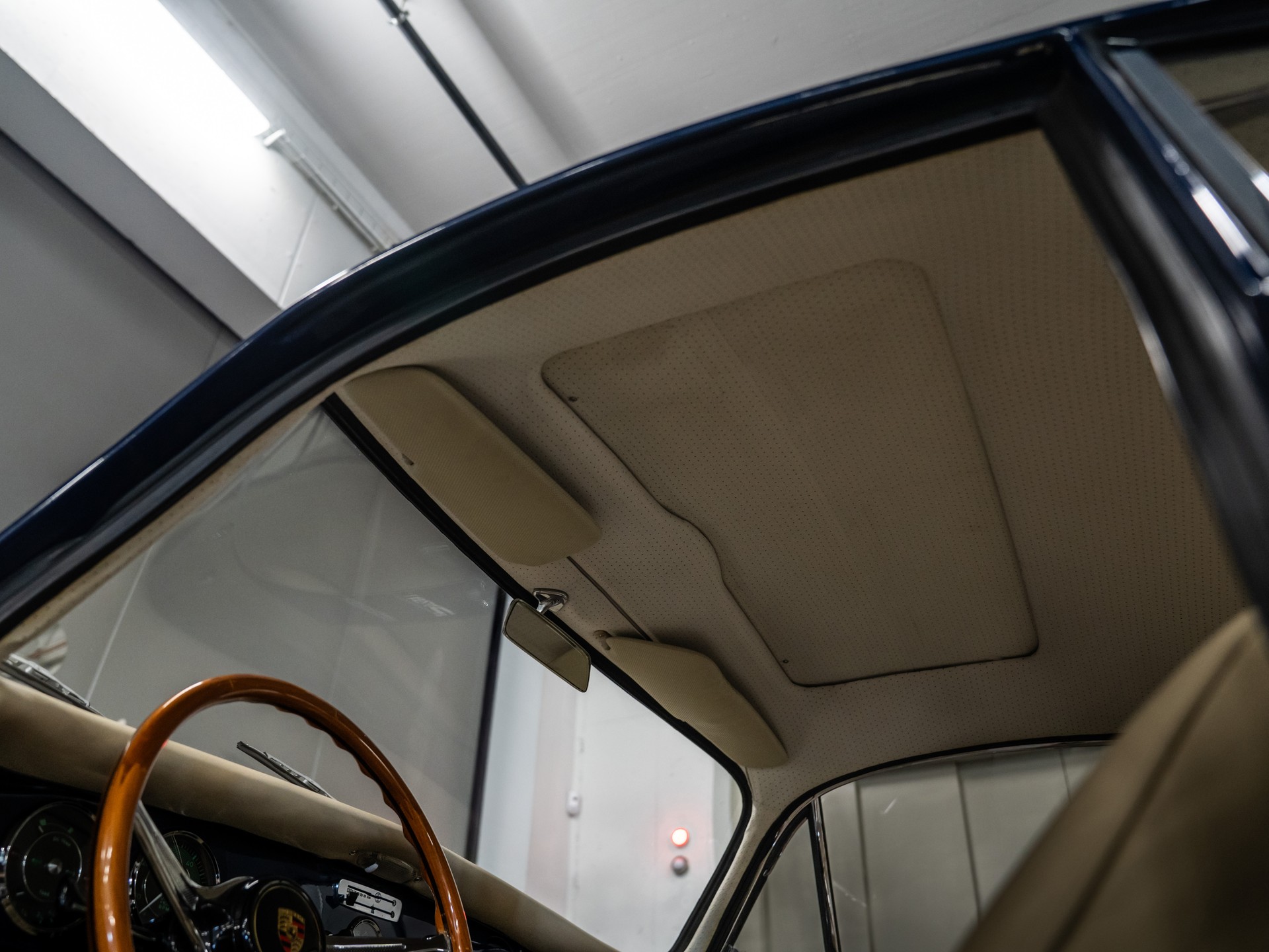 PORSCHE C-image-11