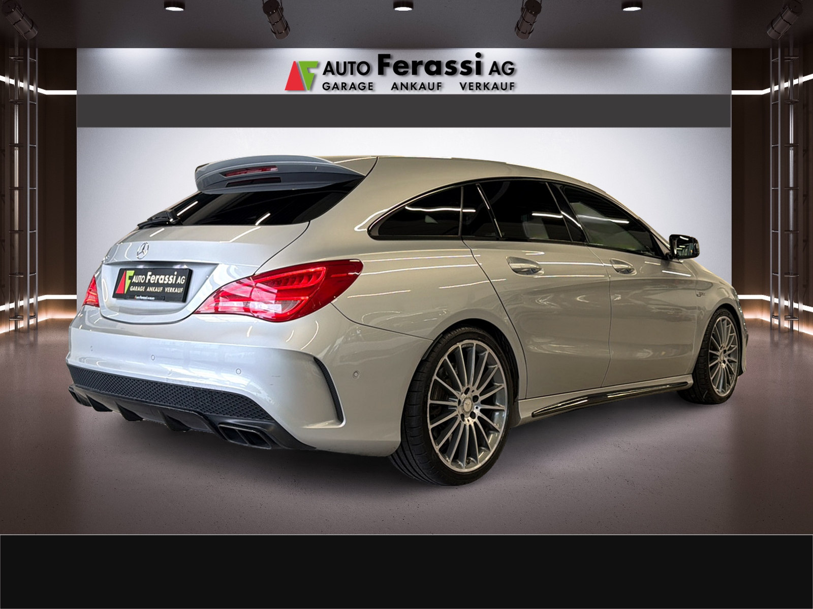 MERCEDES-BENZ CLA Shooting Brake 45 AMG 4Matic Speedshift-image-5