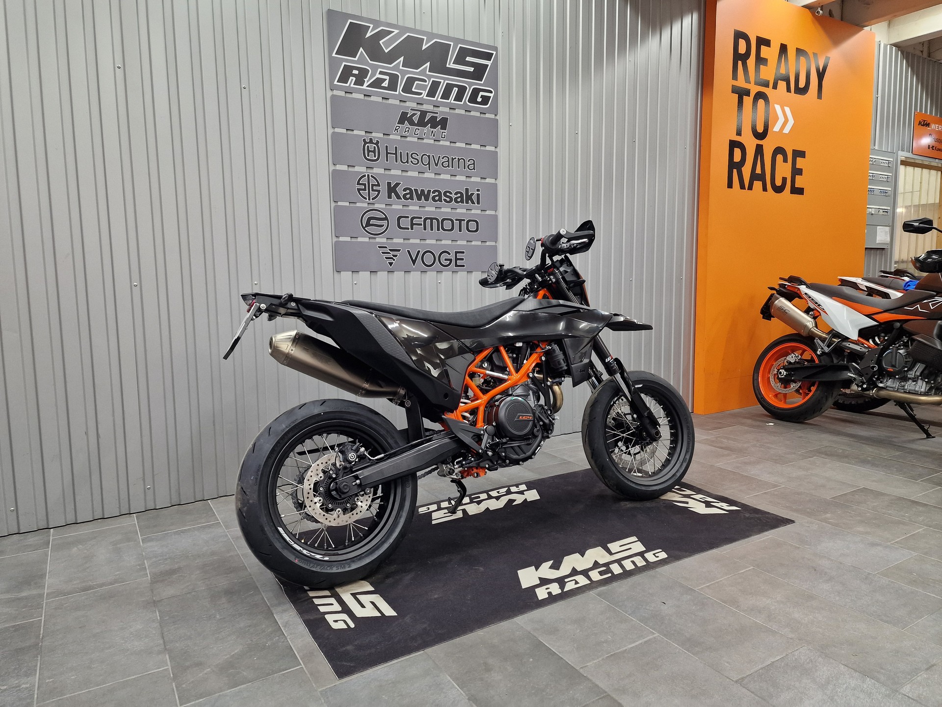 KTM 690 SMC R-image-5