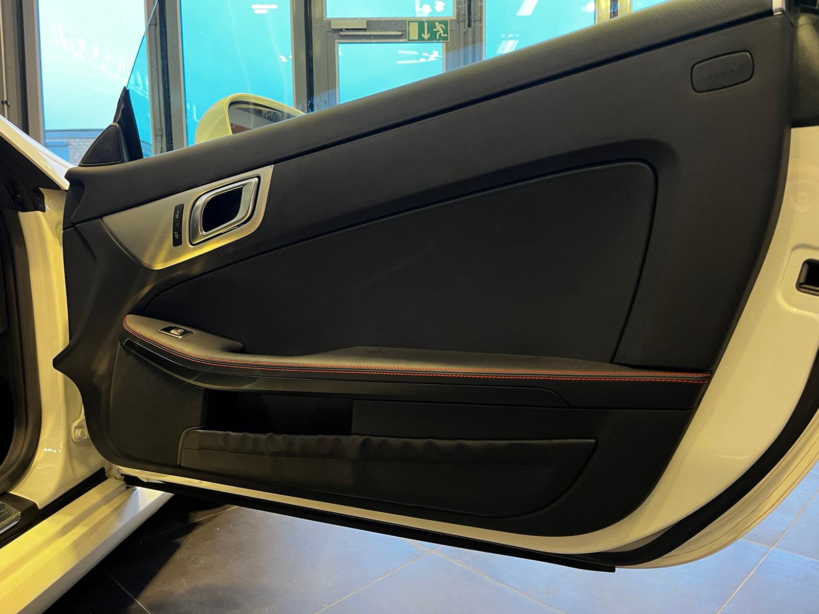MERCEDES-BENZ SLK 250 7G-Tronic-image-27