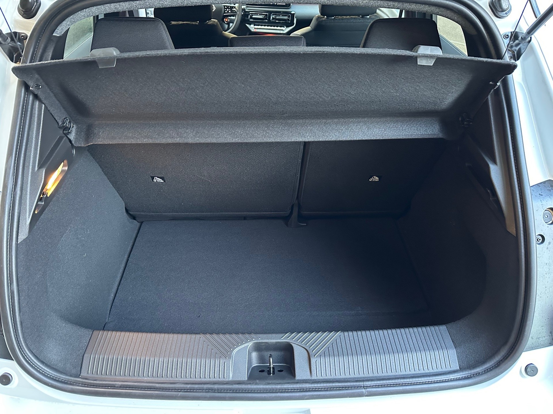 NISSAN Micra 52kWh Advance-image-10