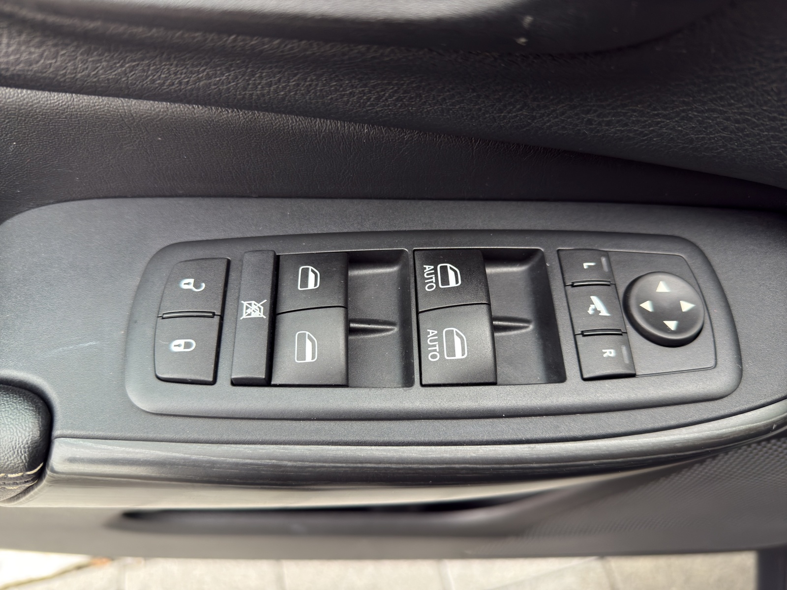 JEEP Cherokee 2.2TD Limited AWD 9ATX AD-image-25