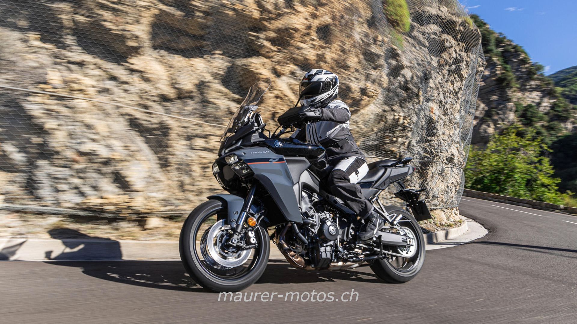 YAMAHA TRACER 9 MOD.2025-image-1