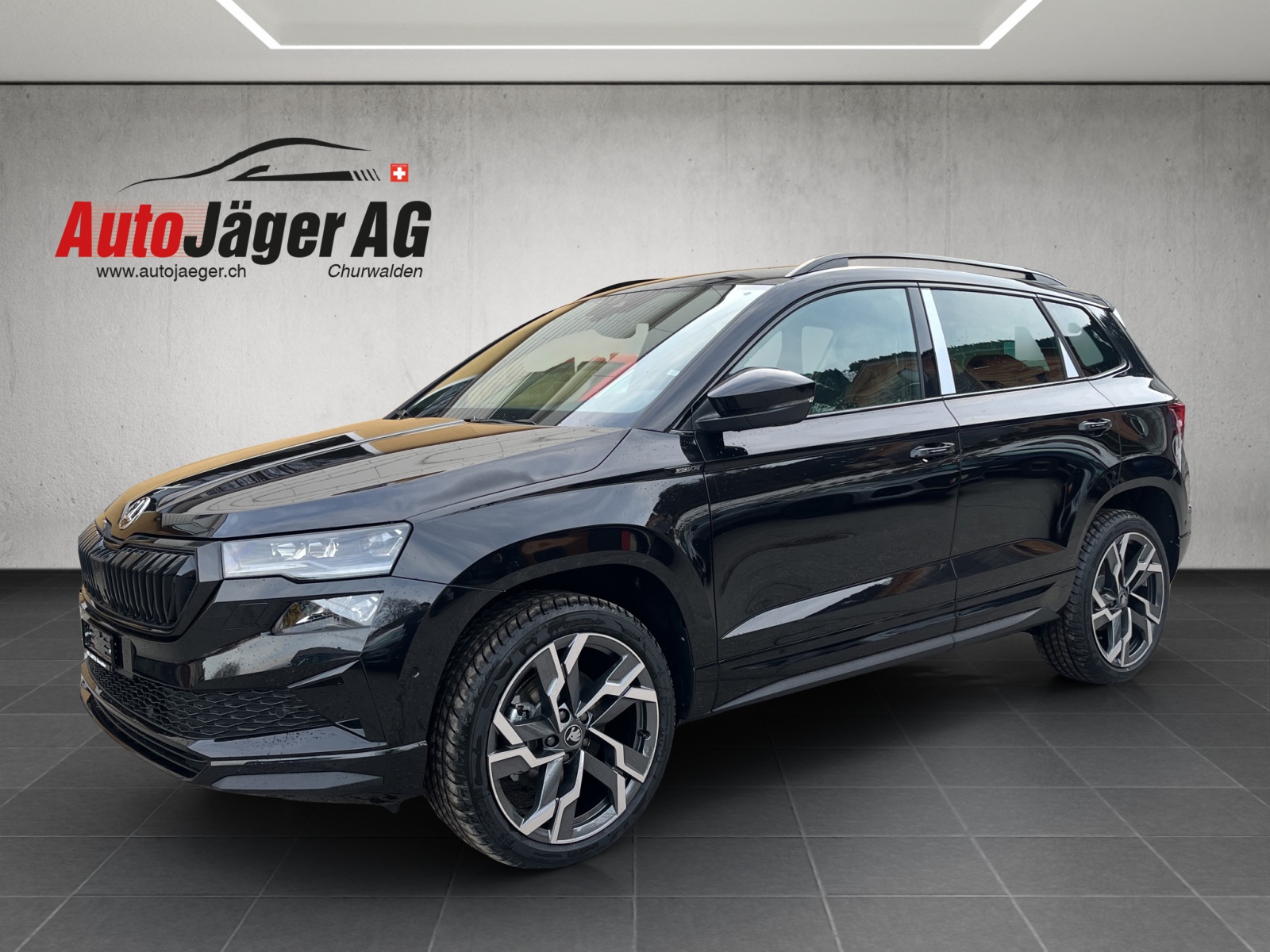 SKODA Karoq 2.0 TDI CR Sport Line 4x4 DSG-image-1