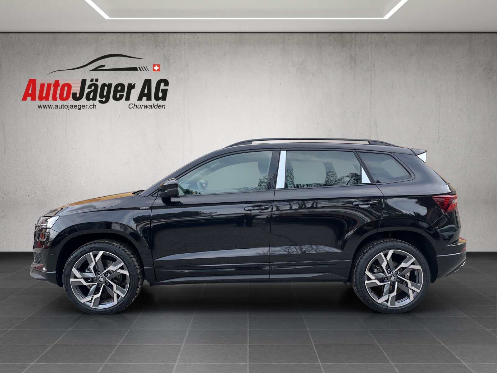 SKODA Karoq 2.0 TDI CR Sport Line 4x4 DSG-image-2