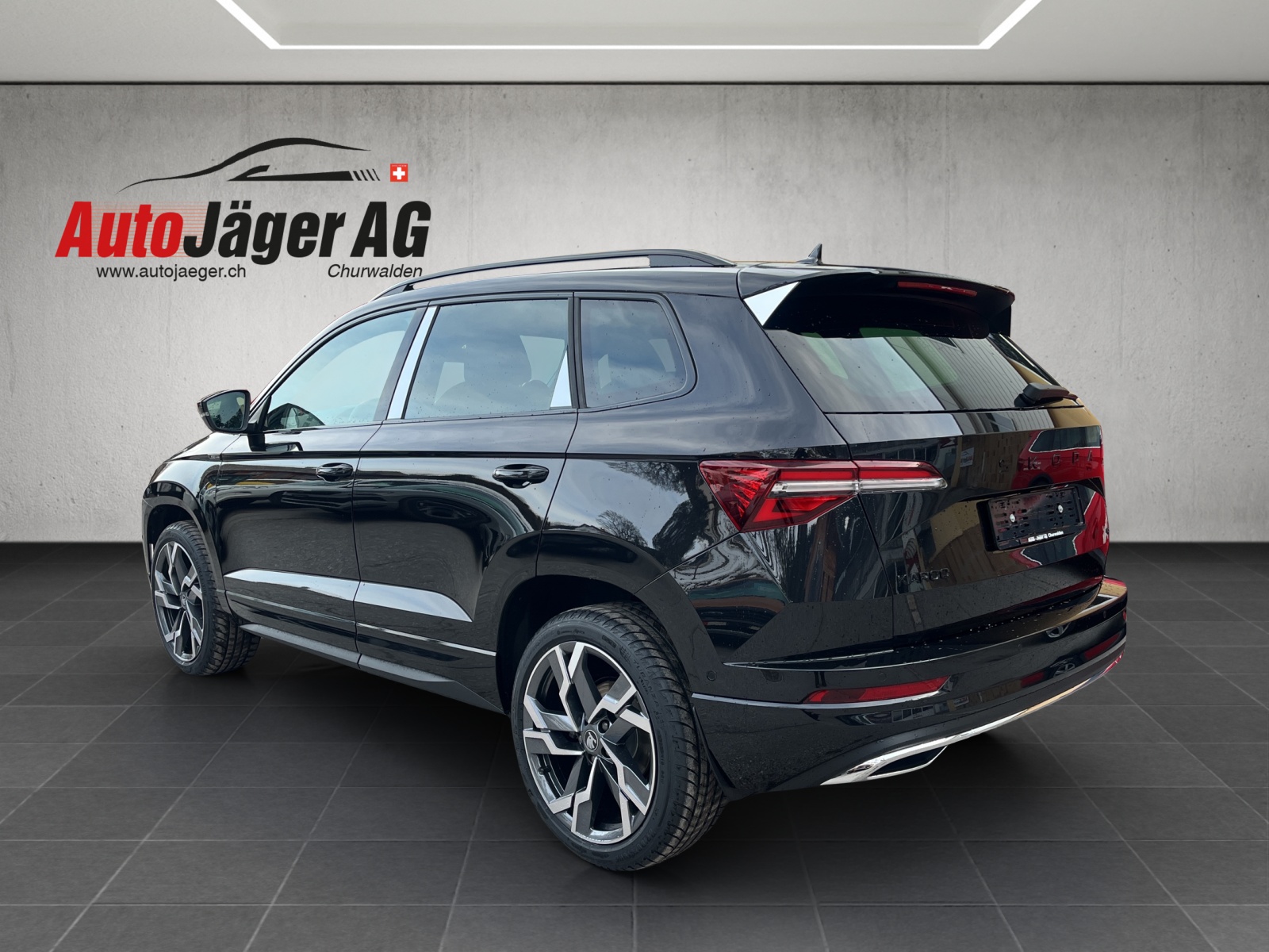 SKODA Karoq 2.0 TDI CR Sport Line 4x4 DSG-image-3