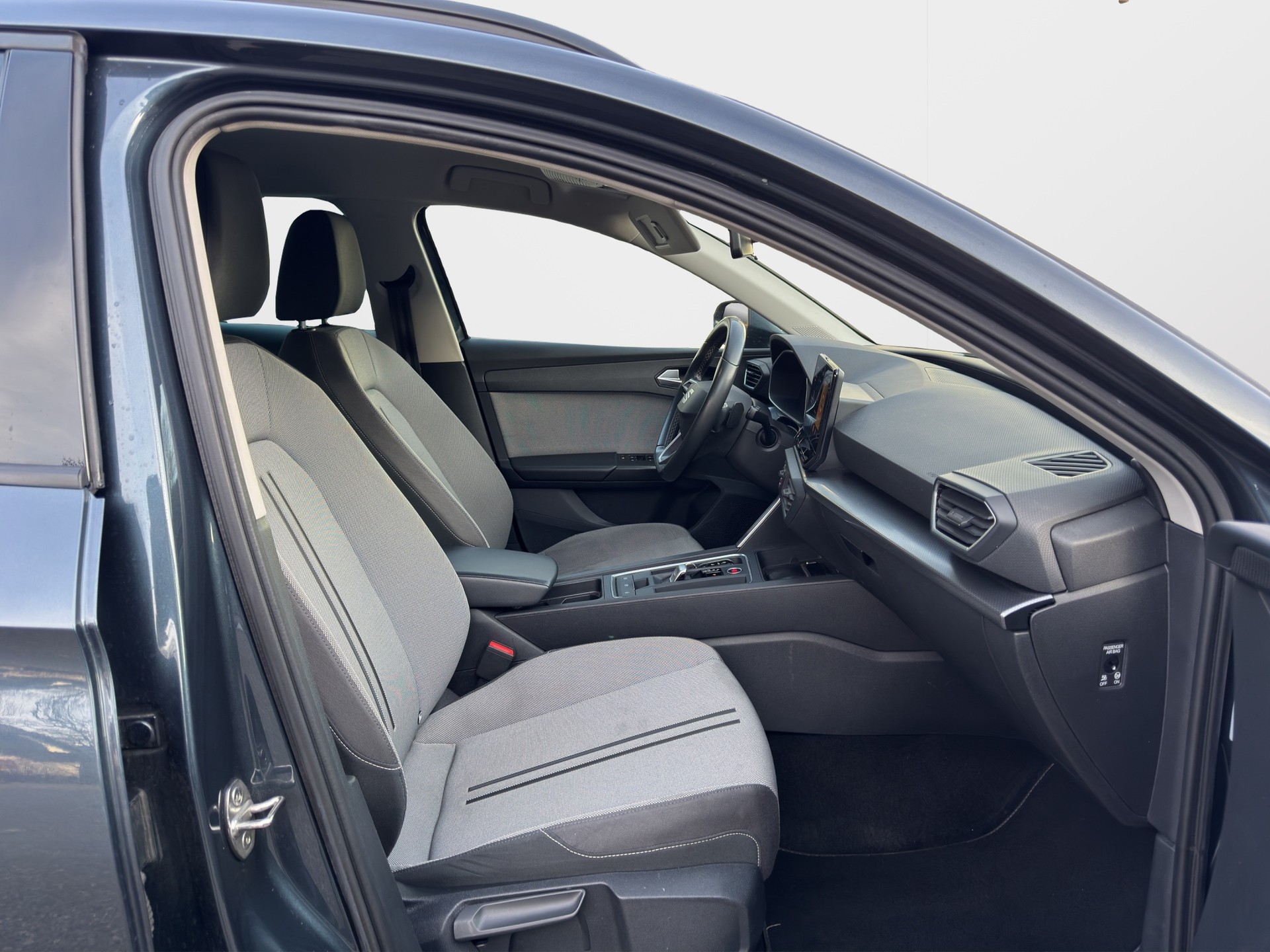 SEAT Leon ST 2.0 TDI EVO DSG Style-image-9