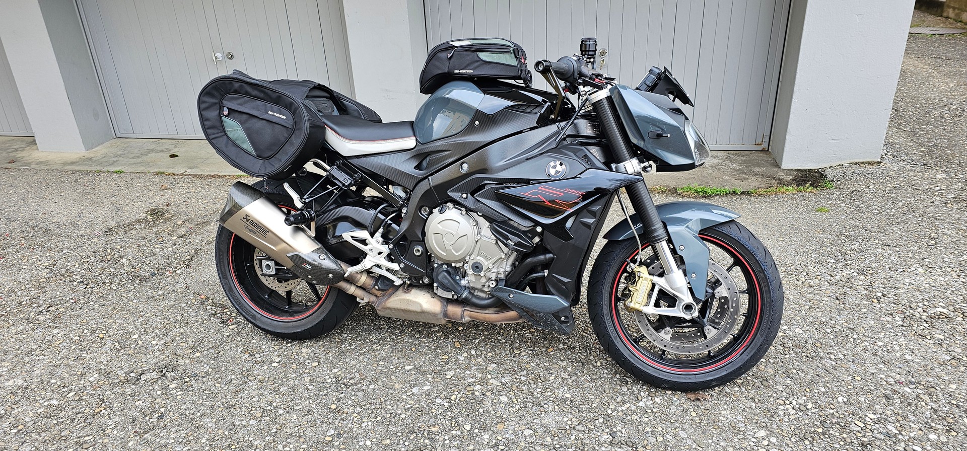 BMW S 1000 R ABS-image-1