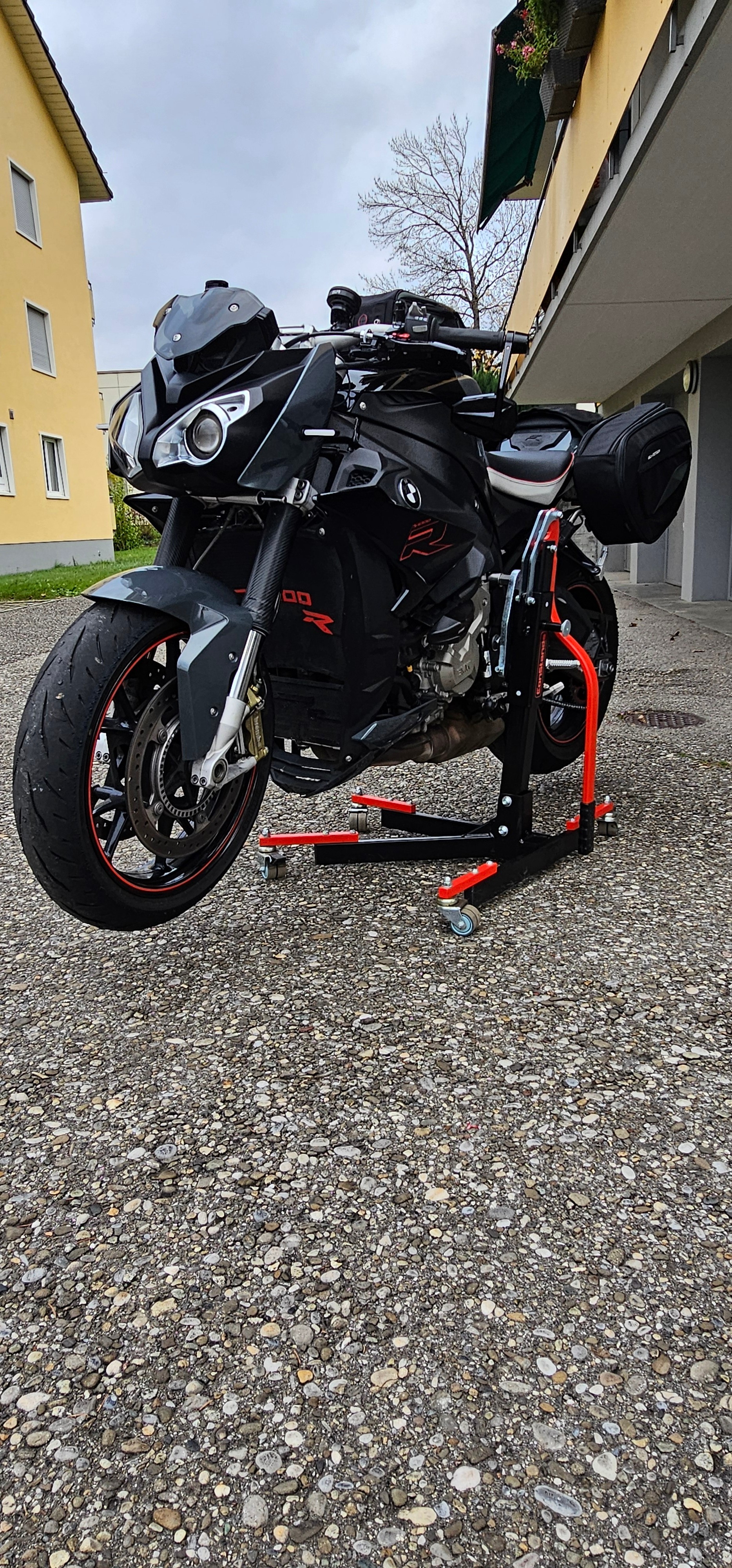 BMW S 1000 R ABS-image-3