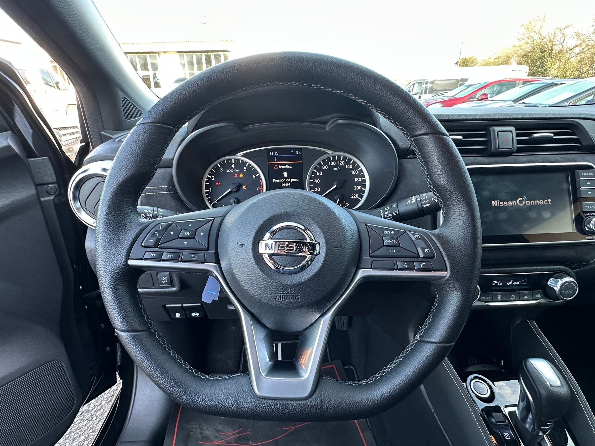 NISSAN Micra IG-T 100 n-sport Xtronic-image-16