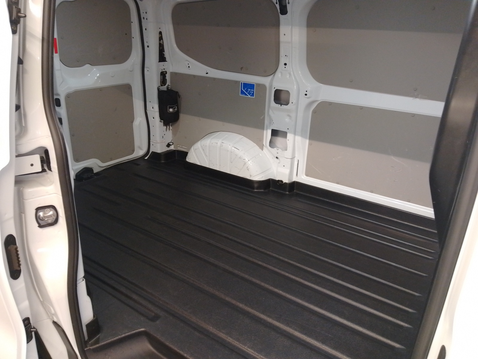 FORD Transit Custom Van 280 L1 2.0 EcoBlue 110 Trend-image-4